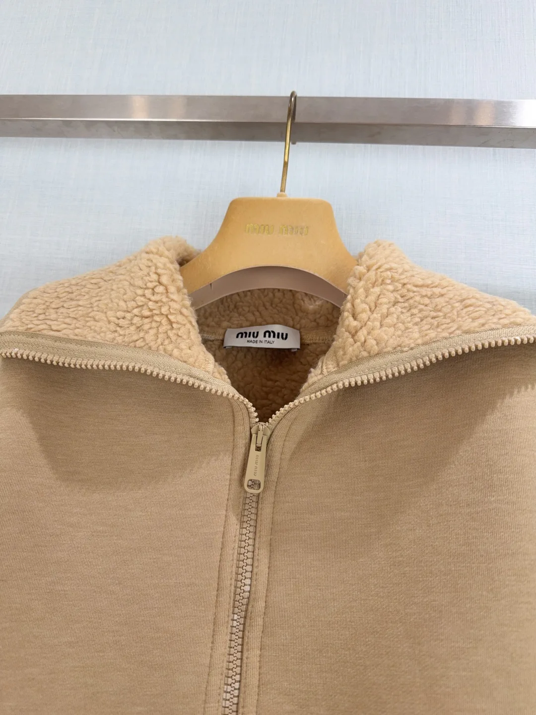 Куртки И Пуховики Женские Miu Miu 102846