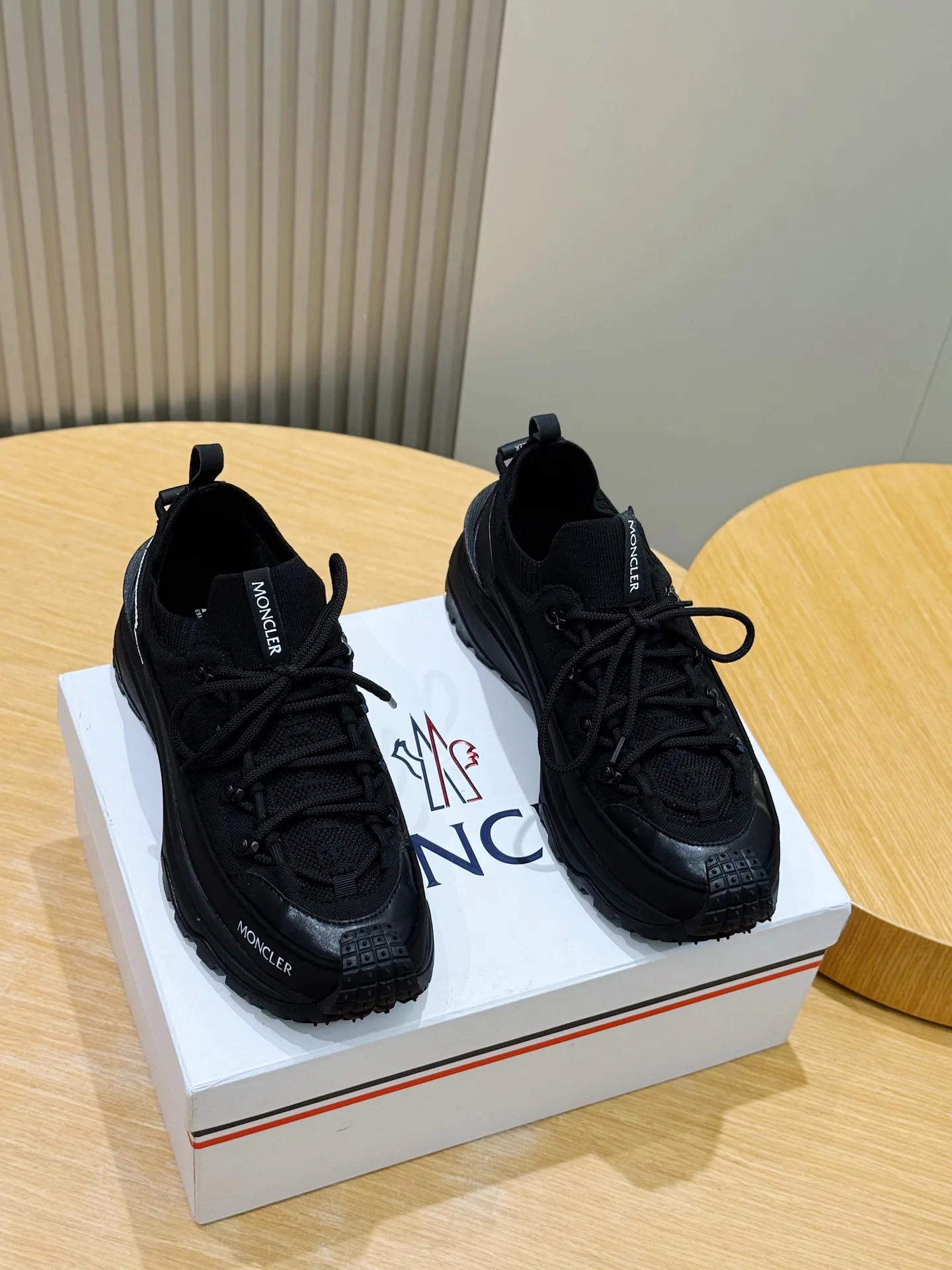 Кроссовки Мужские Moncler 19678429
