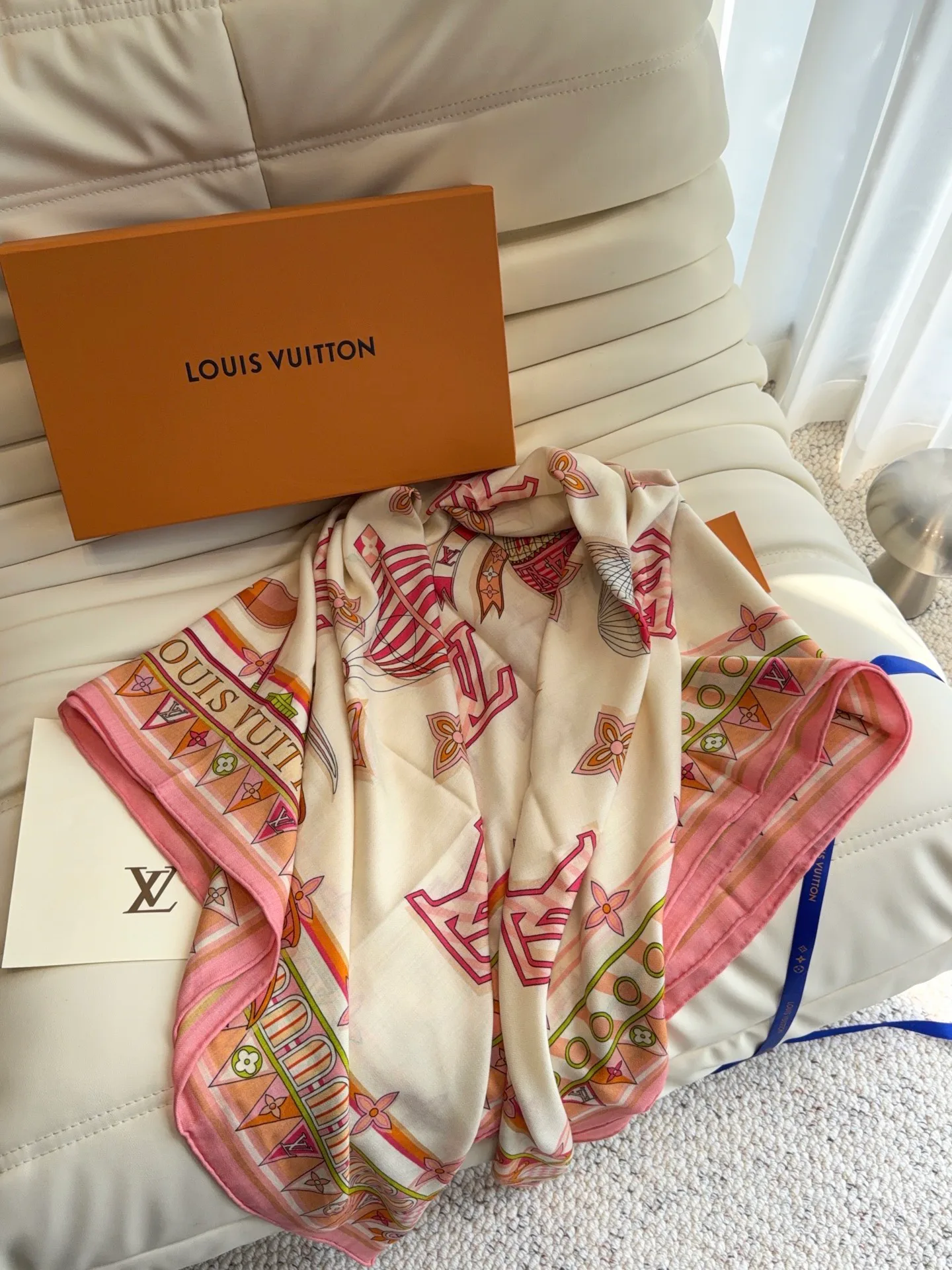 Платки Louis Vuitton 18322288