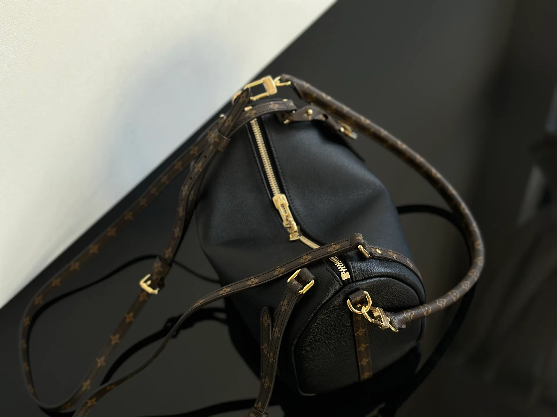 Классические Сумки Женские Louis Vuitton 102335