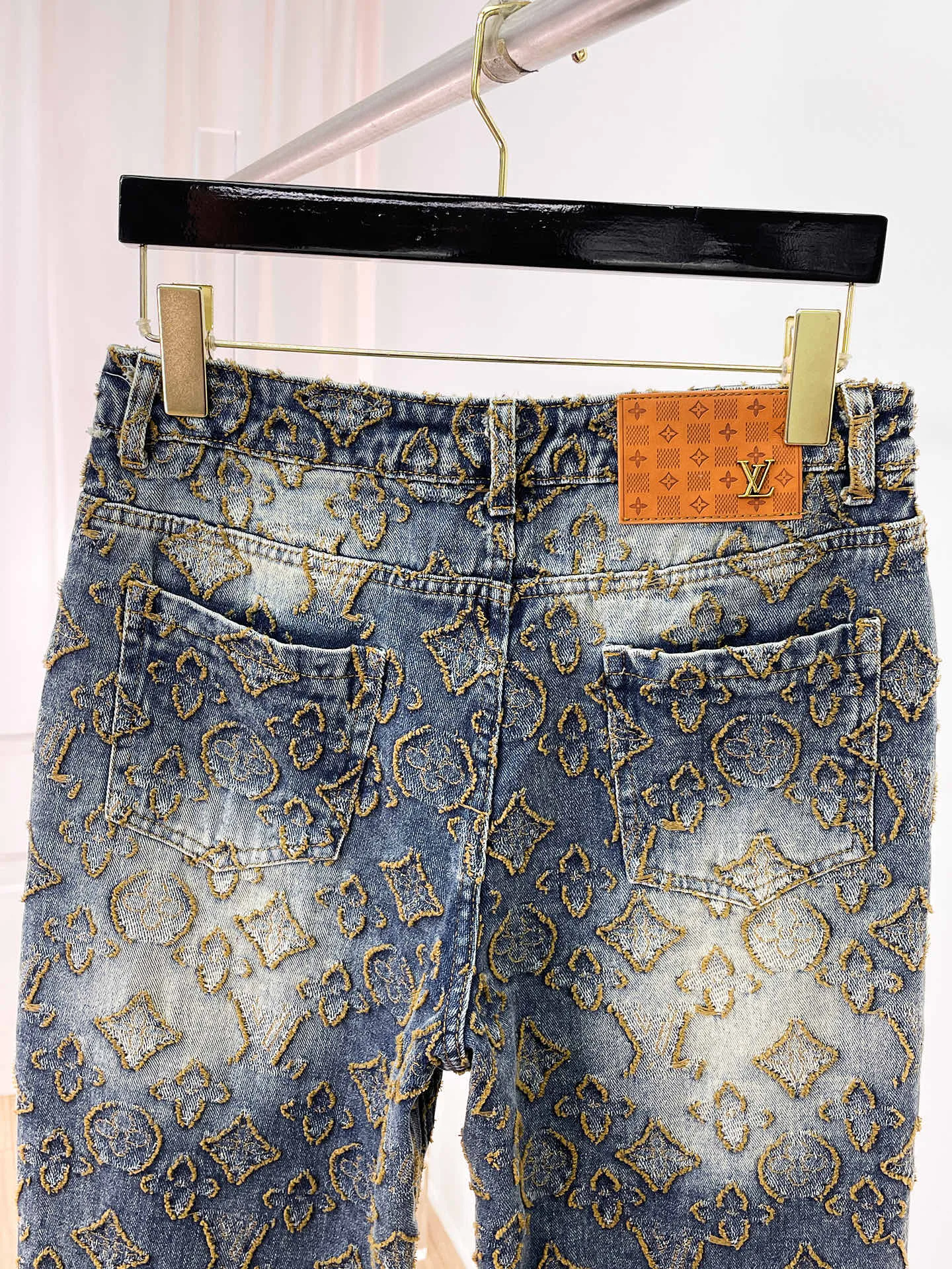 Джинсы Мужские Louis Vuitton 18499645
