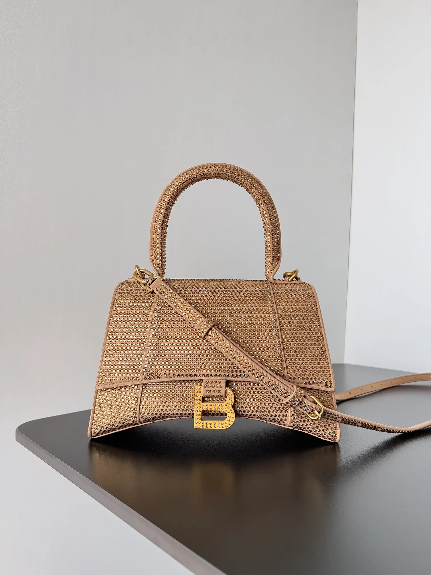 Сумки На Ремне Женские Balenciaga 217820