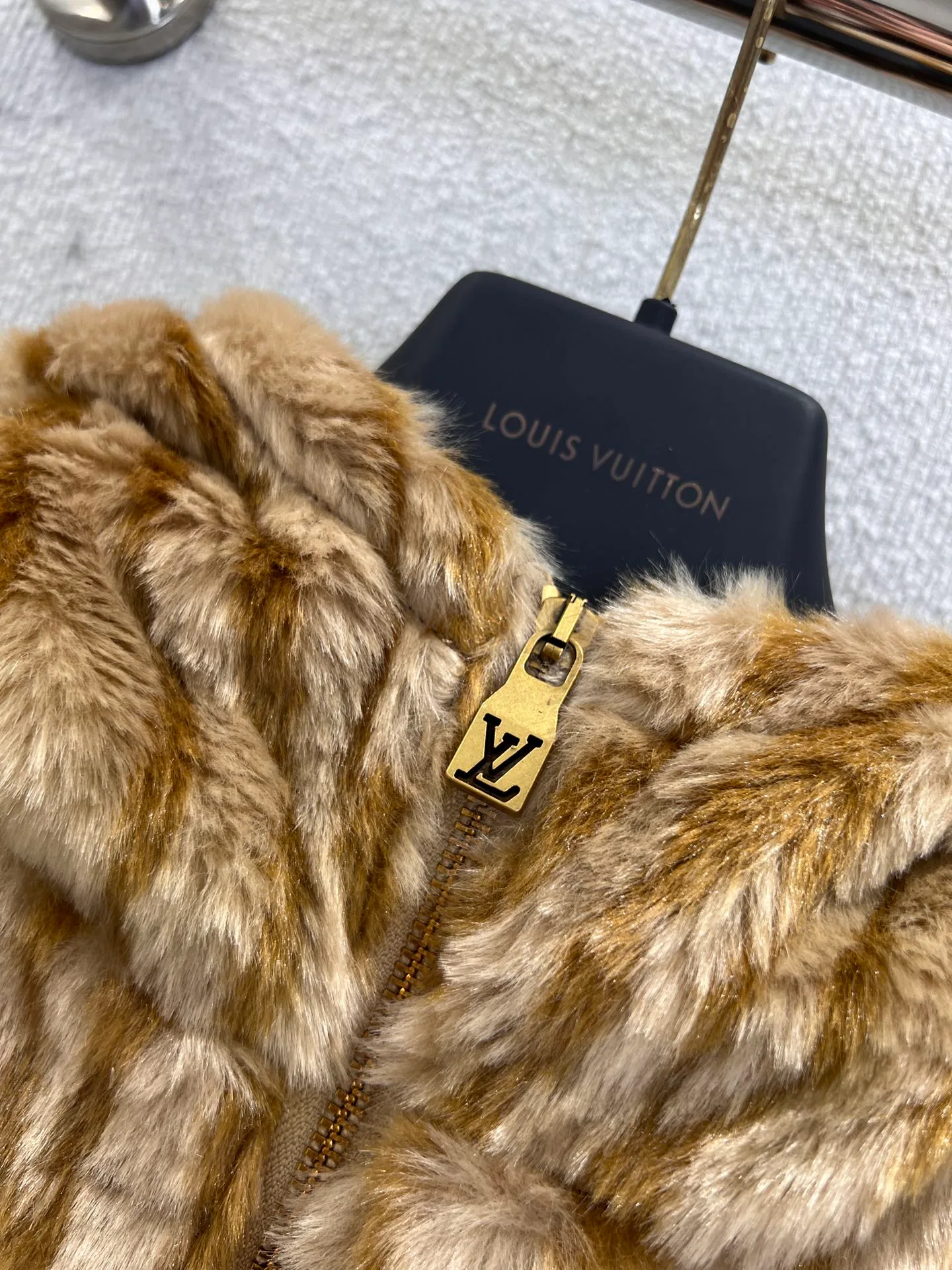 Куртки И Пуховики Женские Louis Vuitton 502416