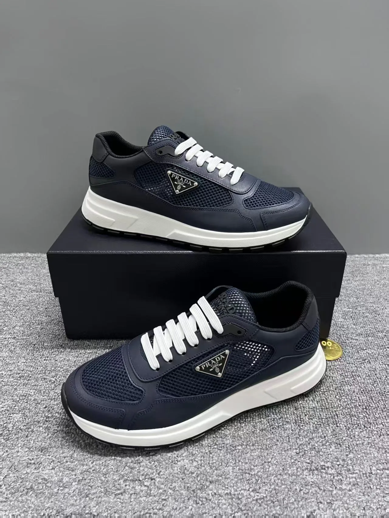 Кроссовки Мужские Prada 13065710