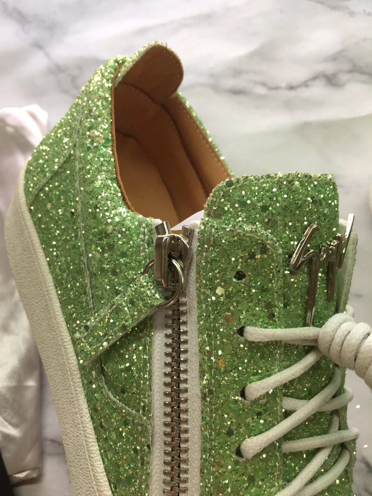 Кроссовки Женские Giuseppe Zanotti 17955595