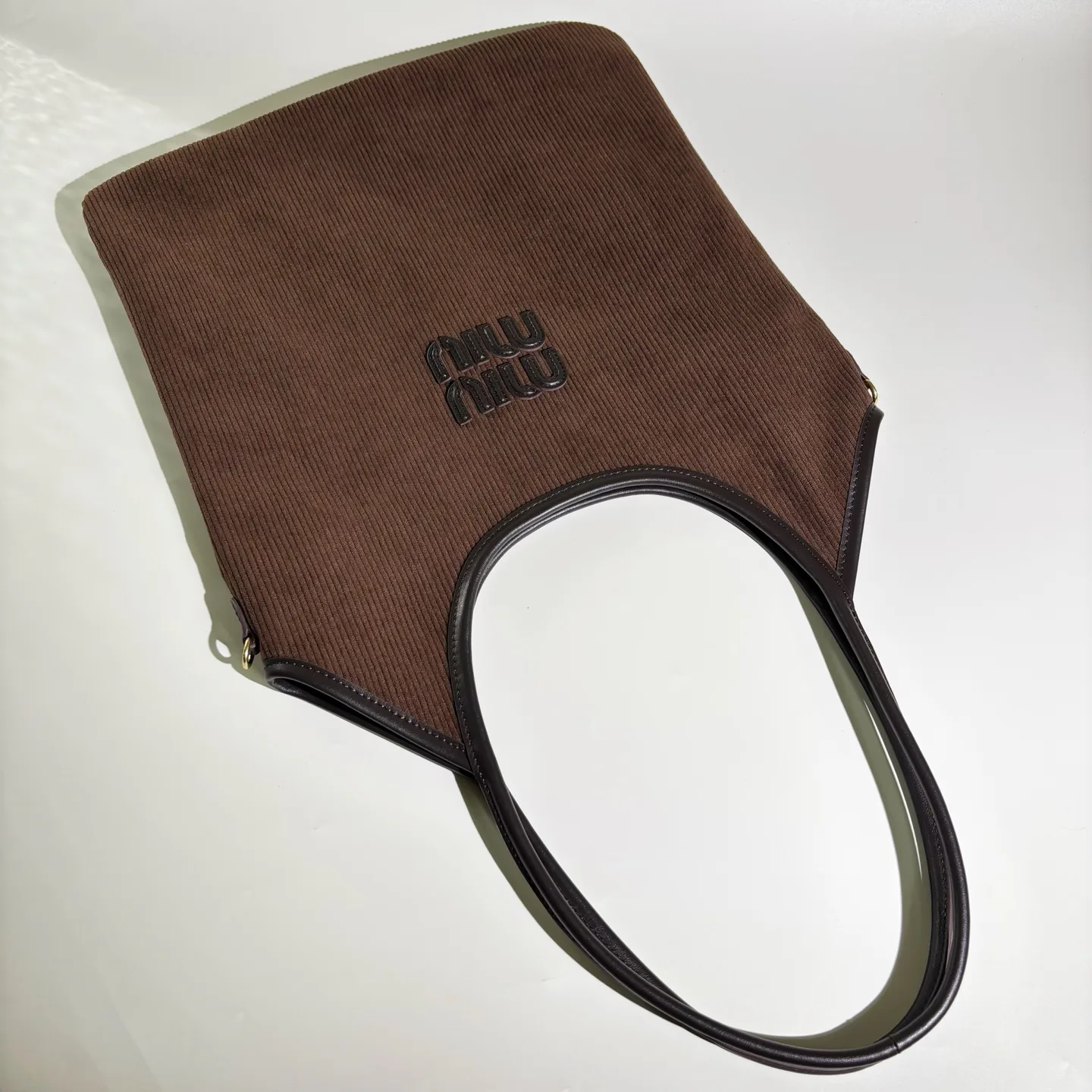 Классические Сумки Женские Miu Miu 10105226