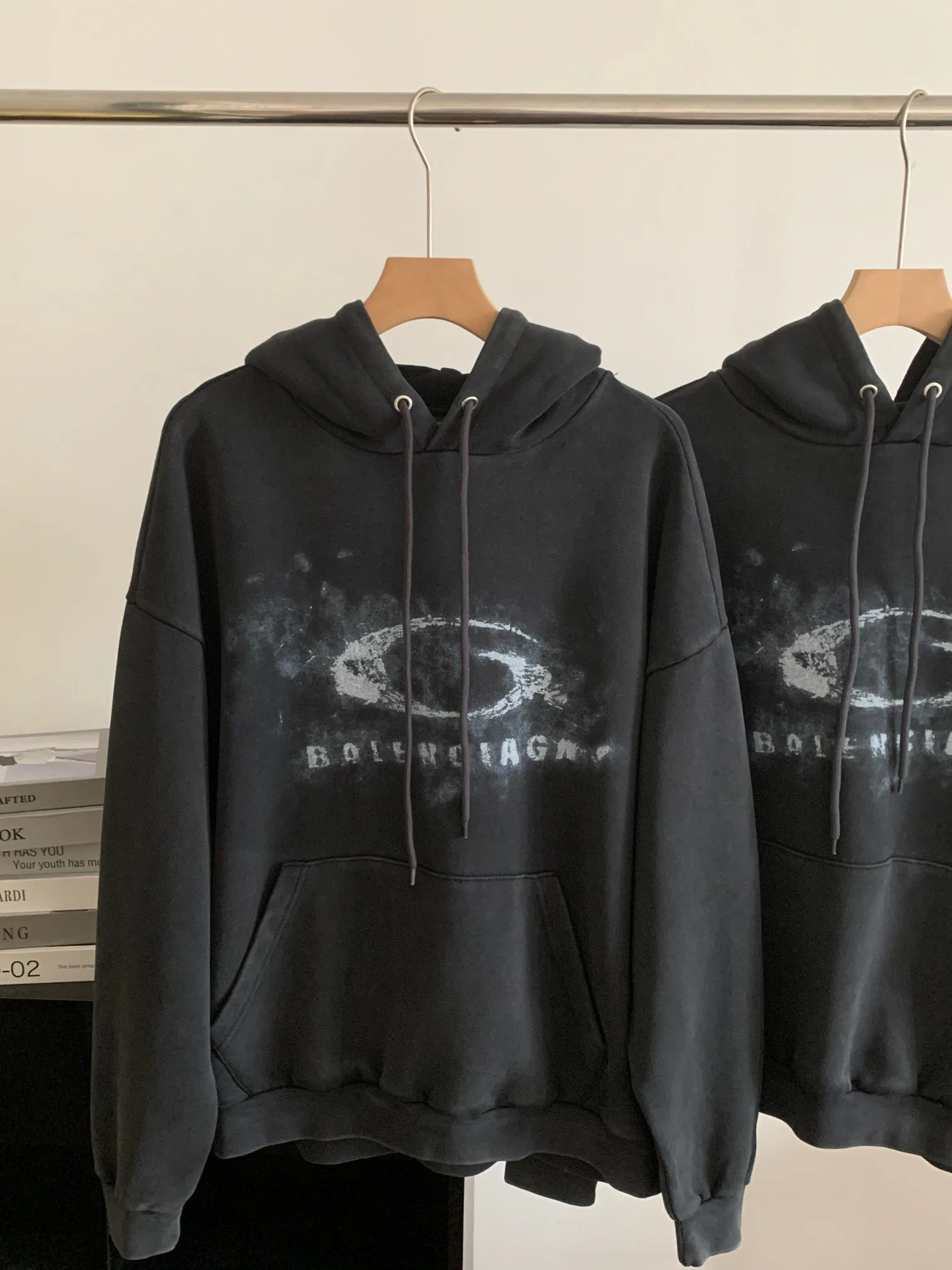 Свитшоты И Худи Женские Balenciaga 18065022