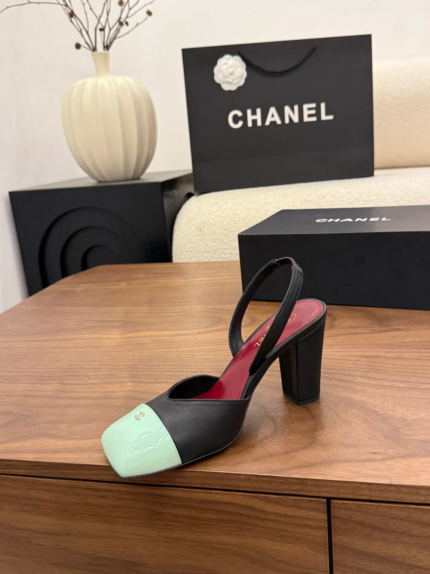 Туфли Женские Chanel 13230754