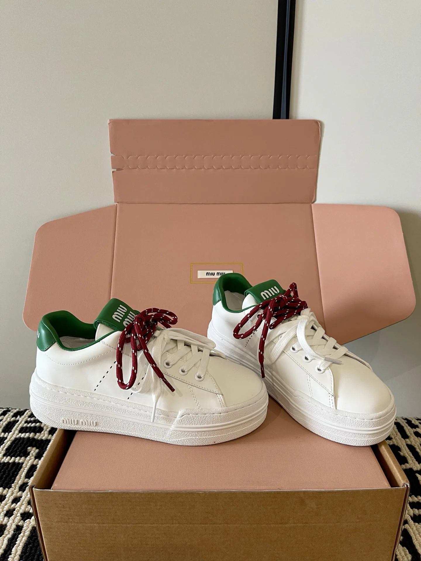 Кроссовки Женские Miu Miu 18234987