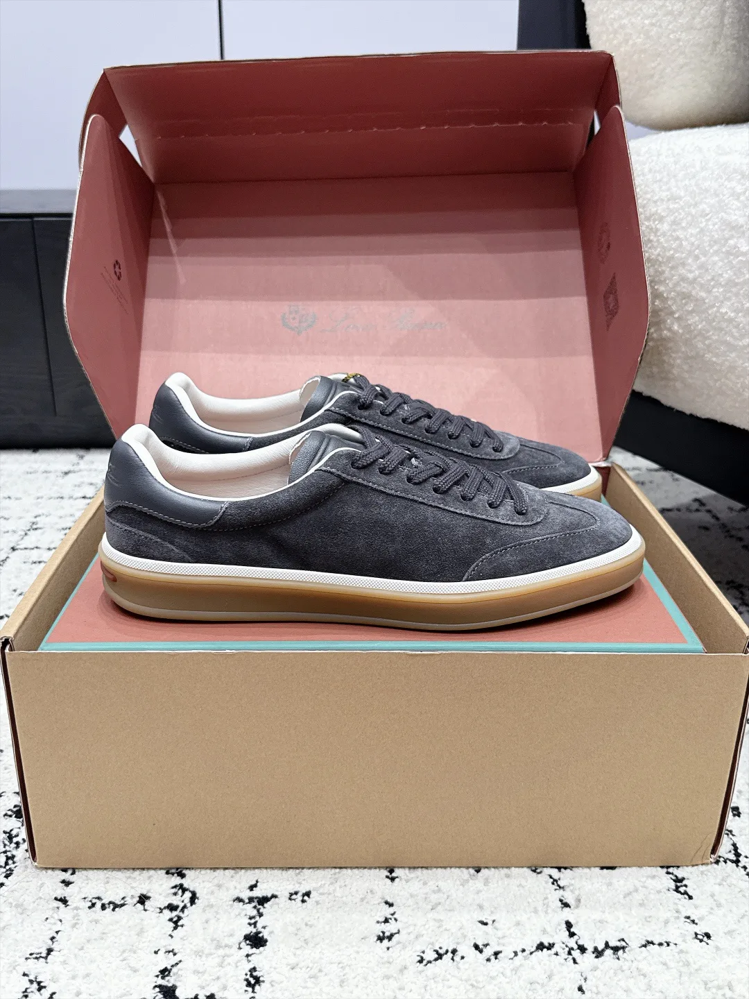 Кроссовки Женские Loro Piana 18133296