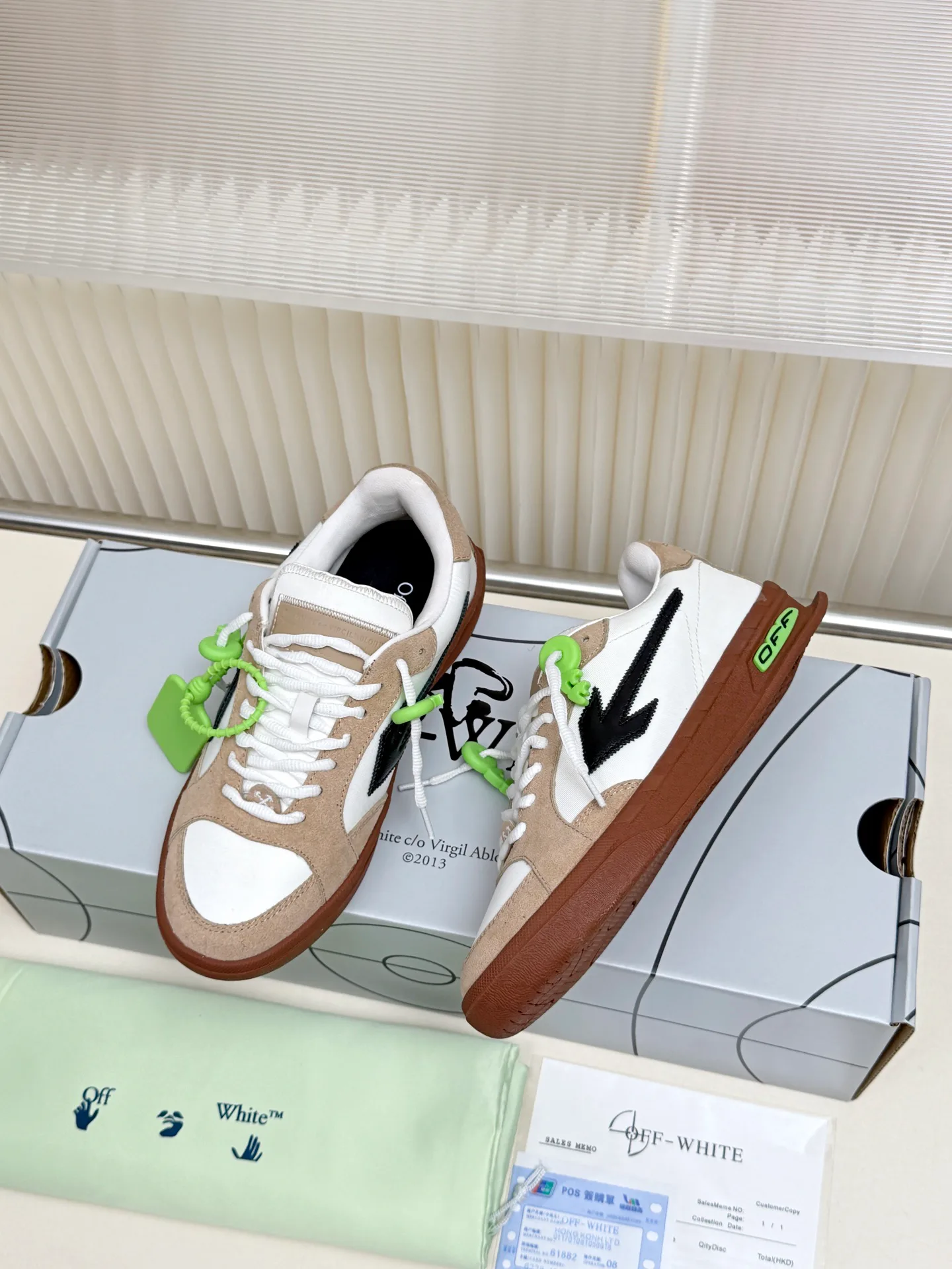 Кроссовки Женские Off-White 18311592