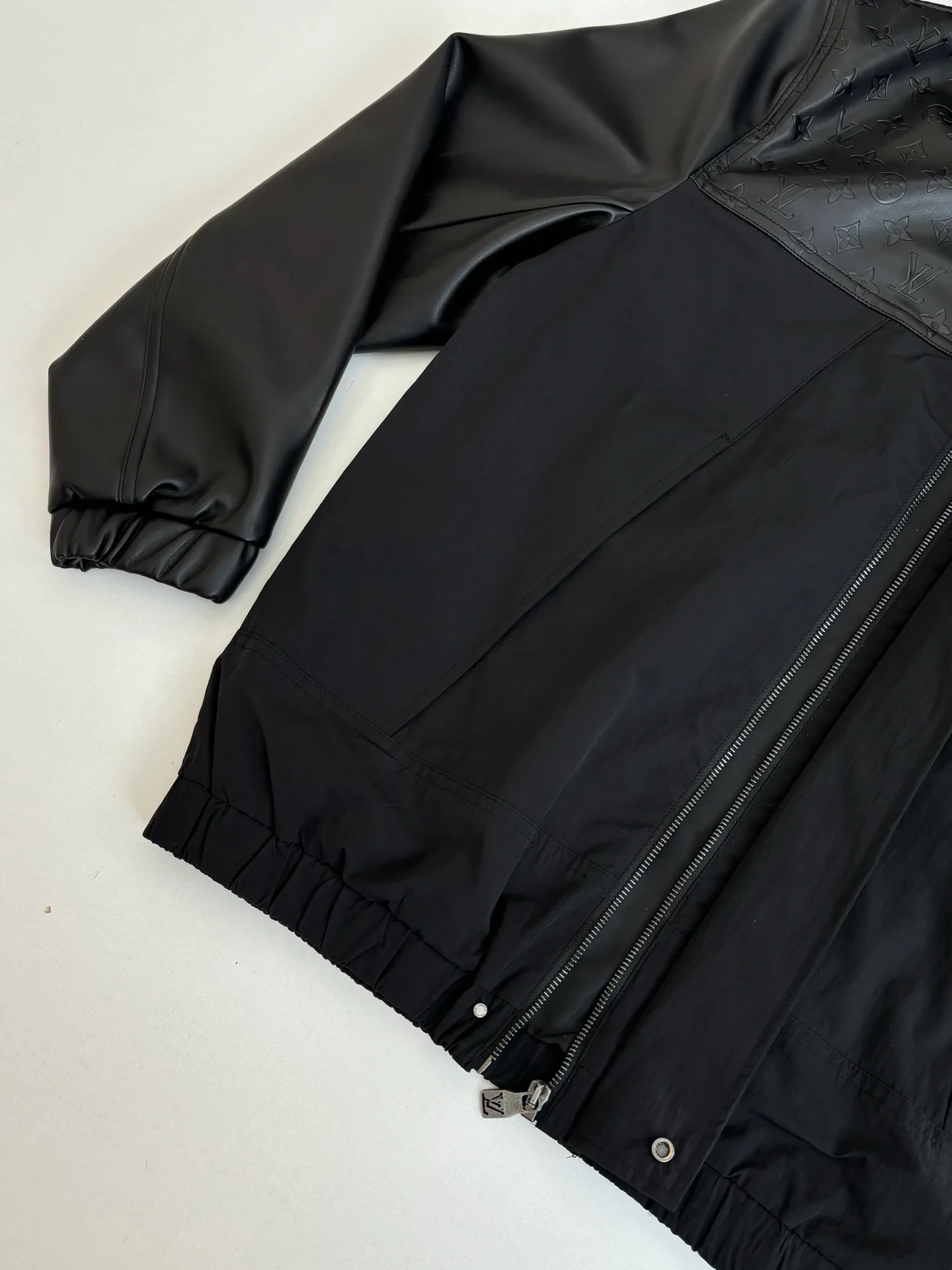 Куртки И Пуховики Мужские Louis Vuitton 424592