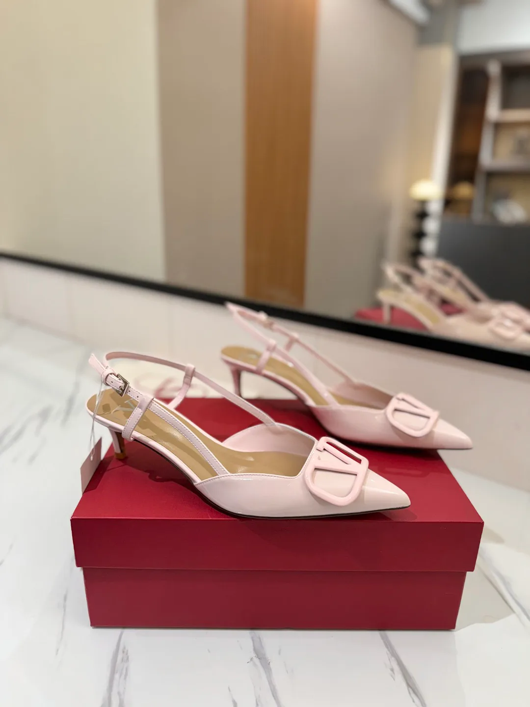 Босоножки Женские Valentino 11516234