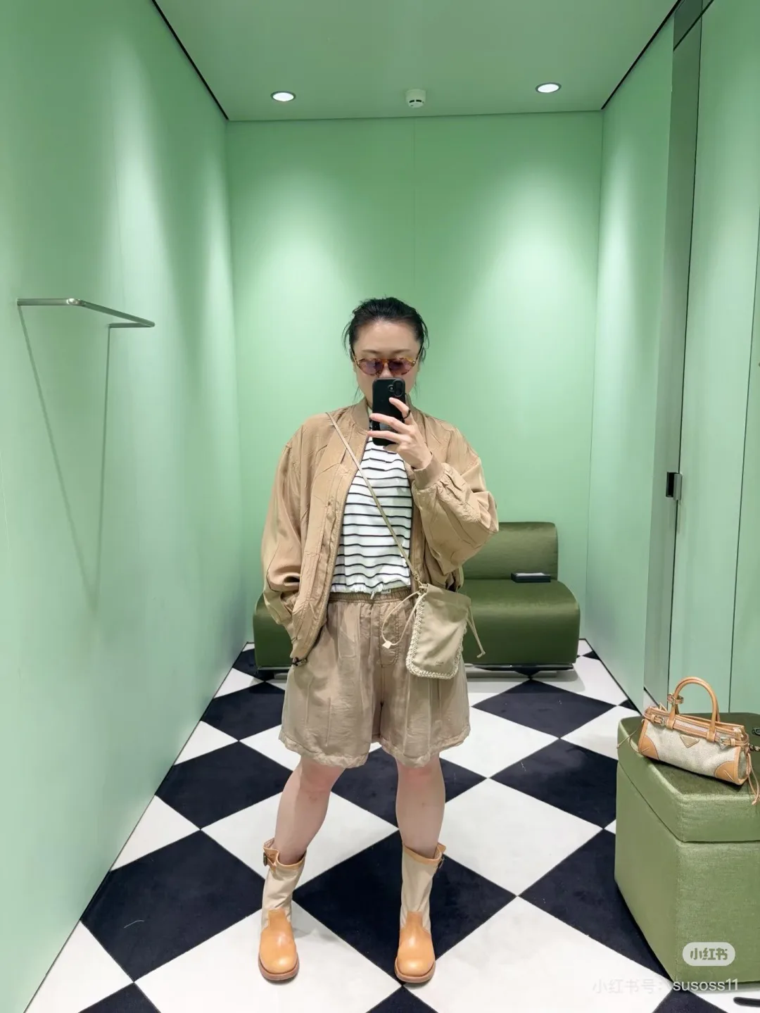 Куртки И Пуховики Женские Prada 17060834