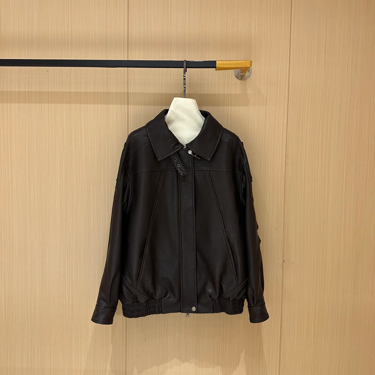 Кожаные Куртки И Дублёнки Женские Saint Laurent 11686176