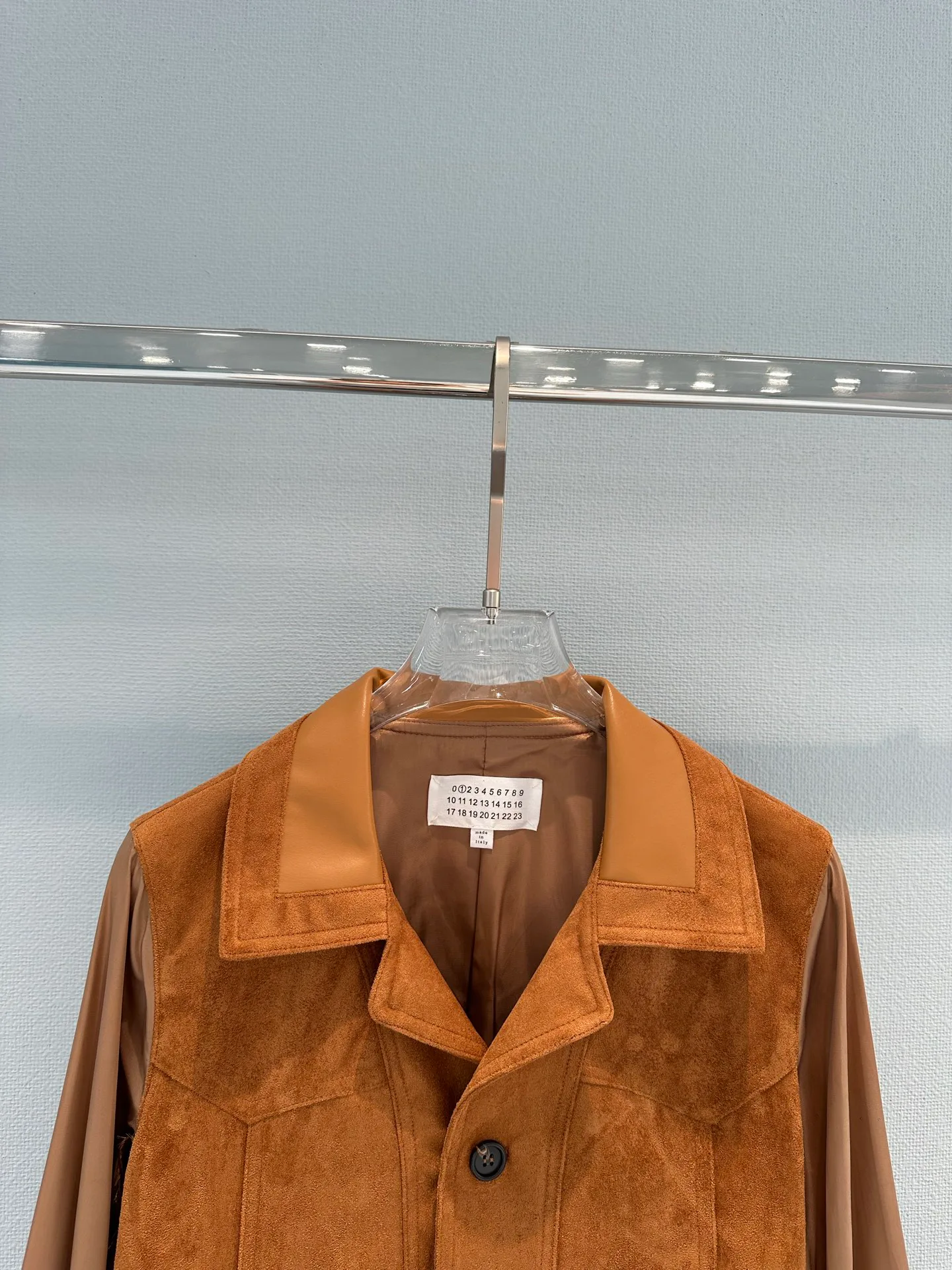 Кожаные Куртки И Дублёнки Женские Maison Margiela 17469649