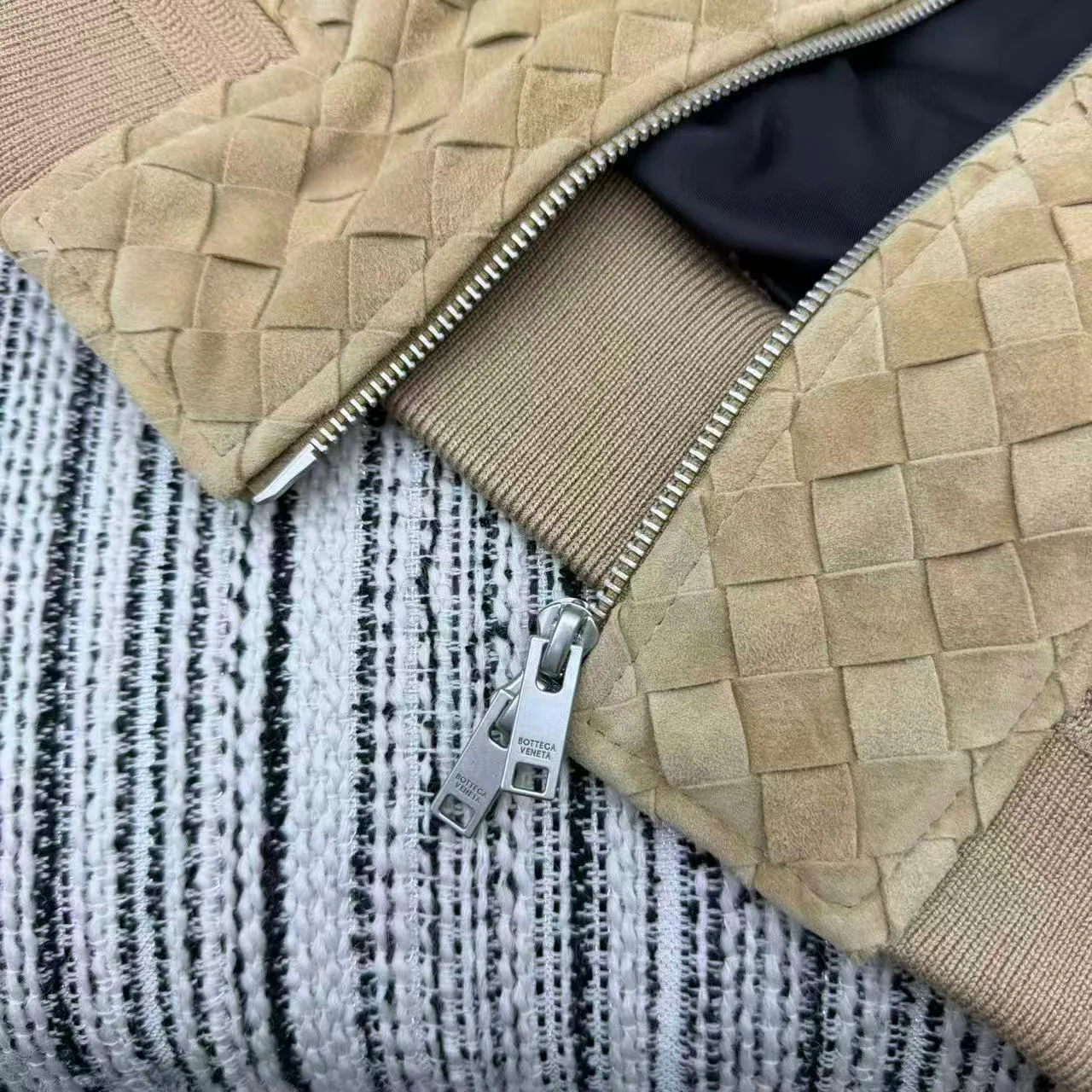 Кожаные Куртки И Дублёнки Мужские Bottega Veneta 10675625