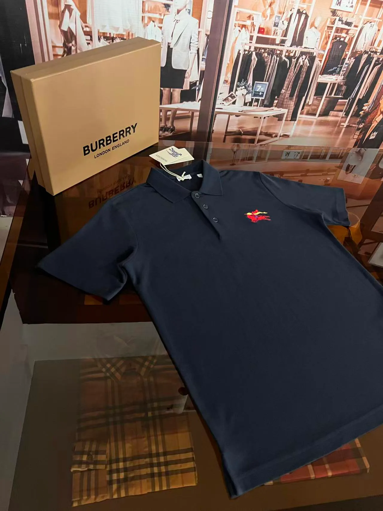Футболки Женские Burberry 9438128