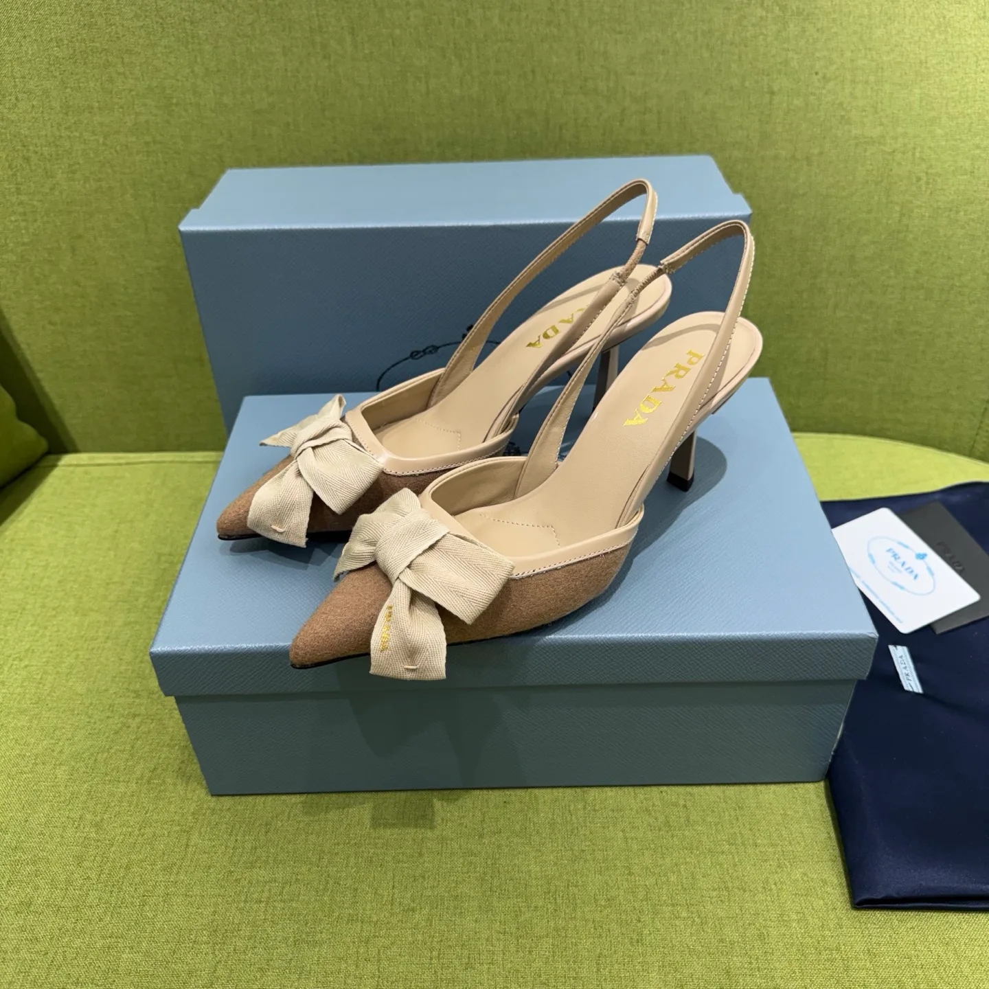 Туфли Женские Prada 18709011