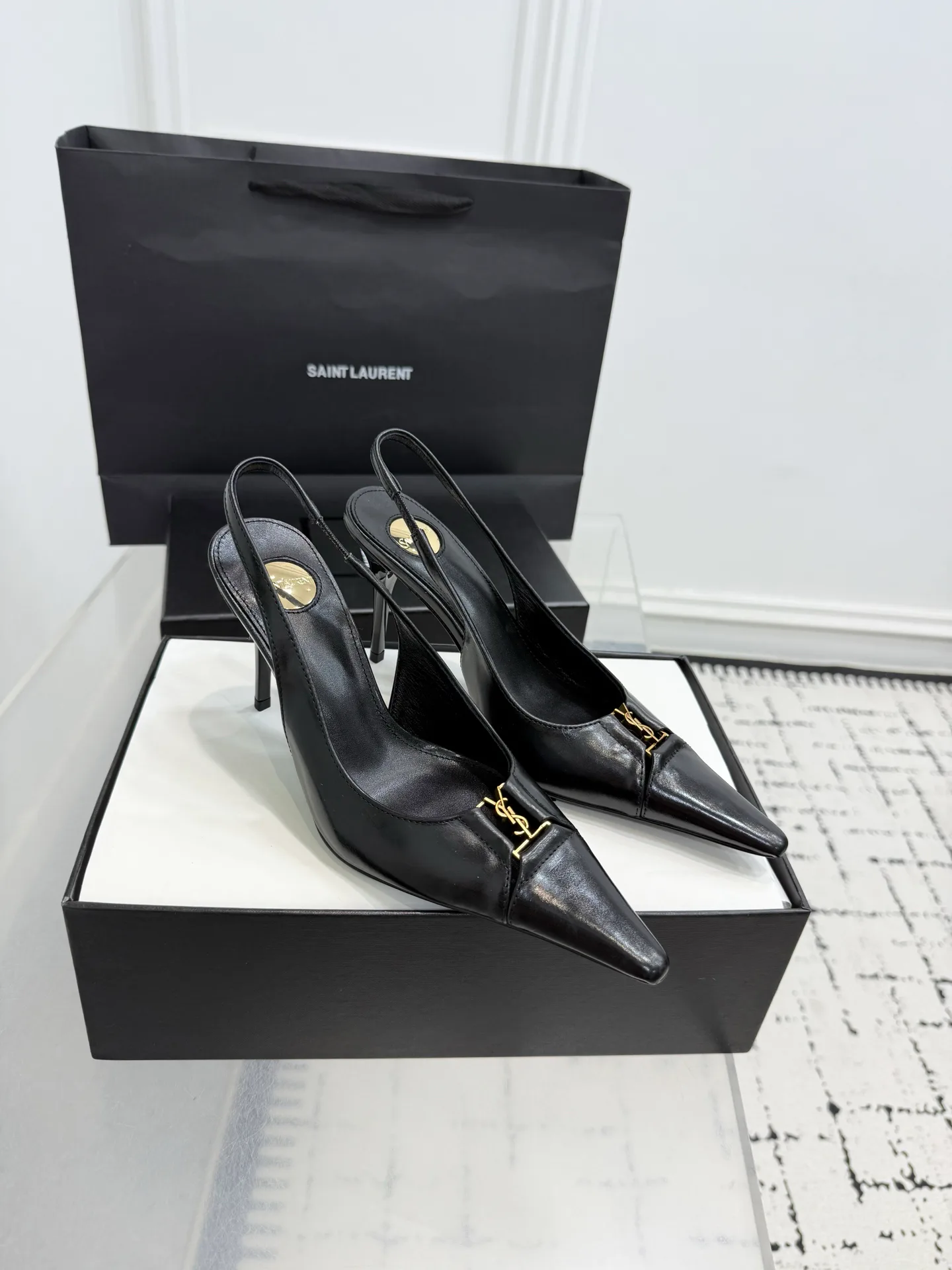 Туфли Женские Saint Laurent 303800