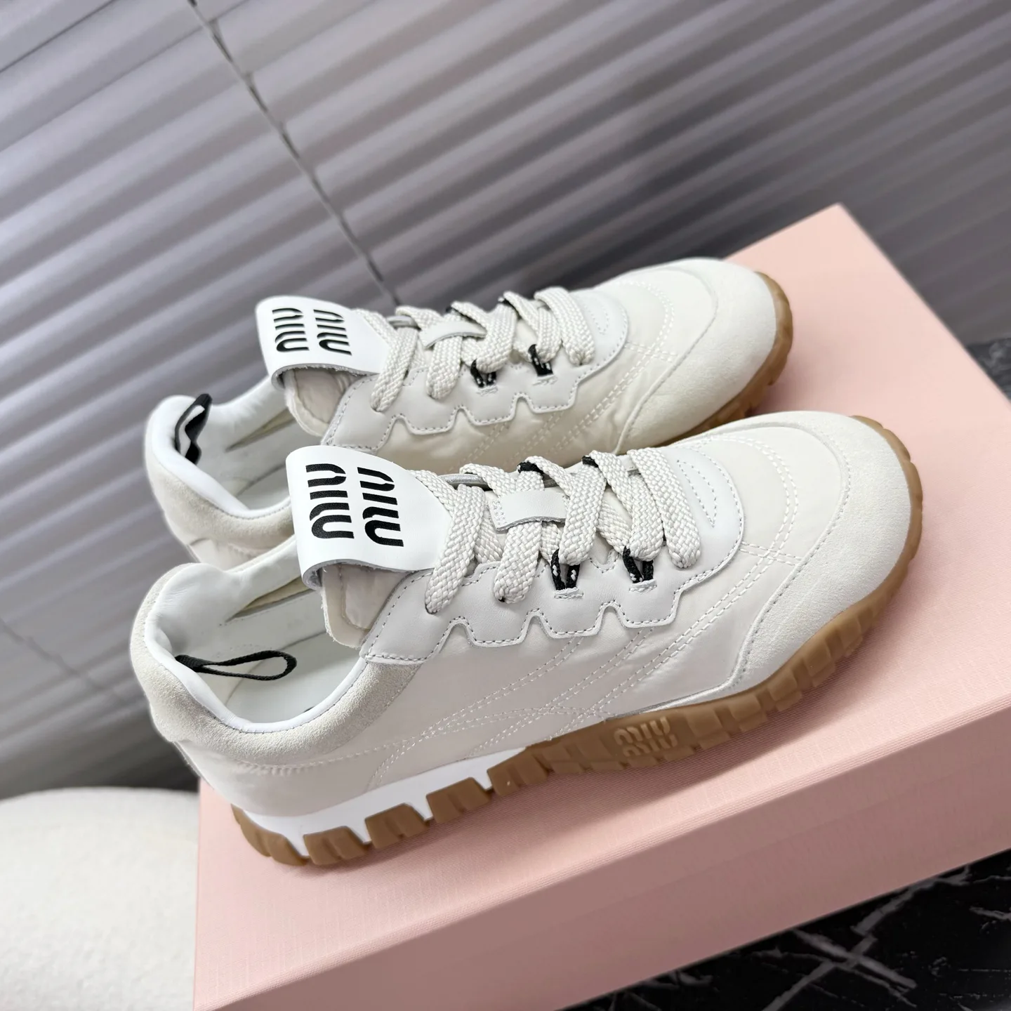 Кроссовки Женские Miu Miu 3742541