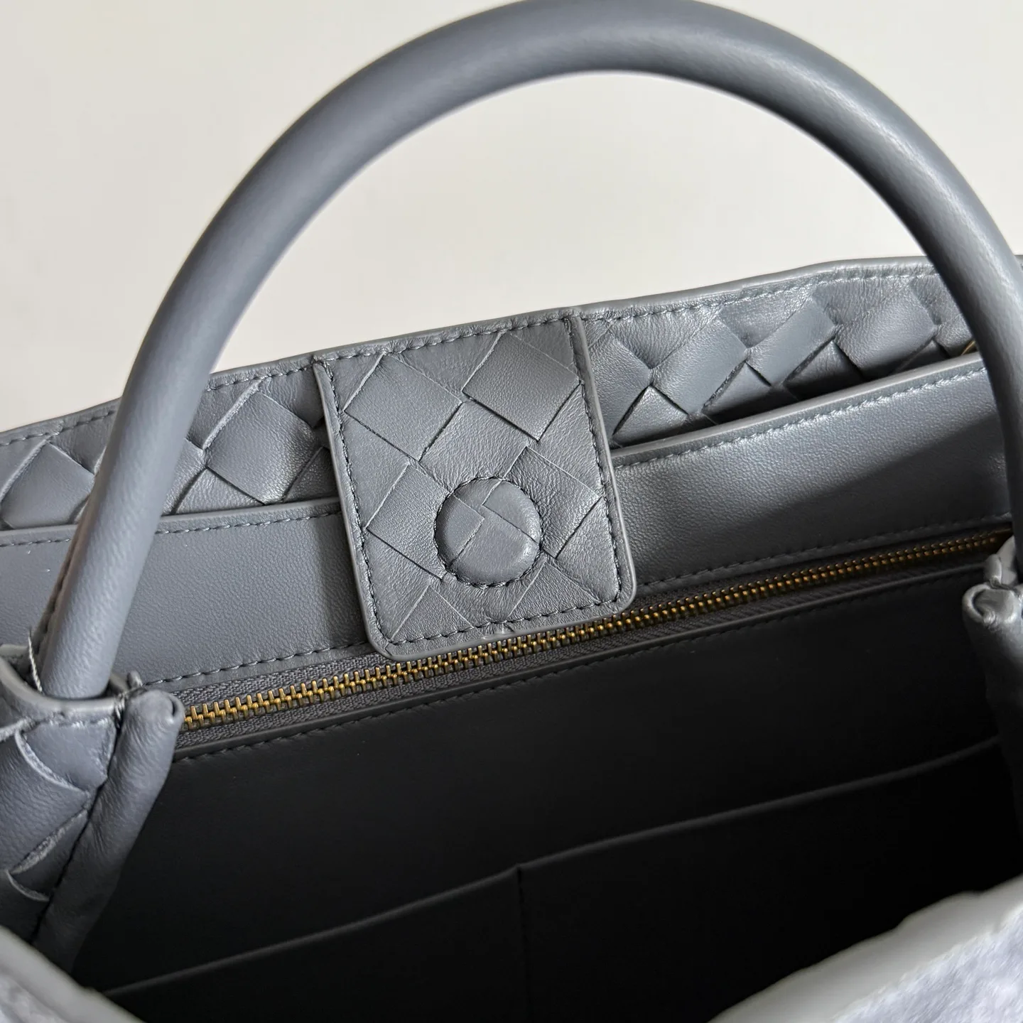 Классические Сумки Женские Bottega Veneta 16890025