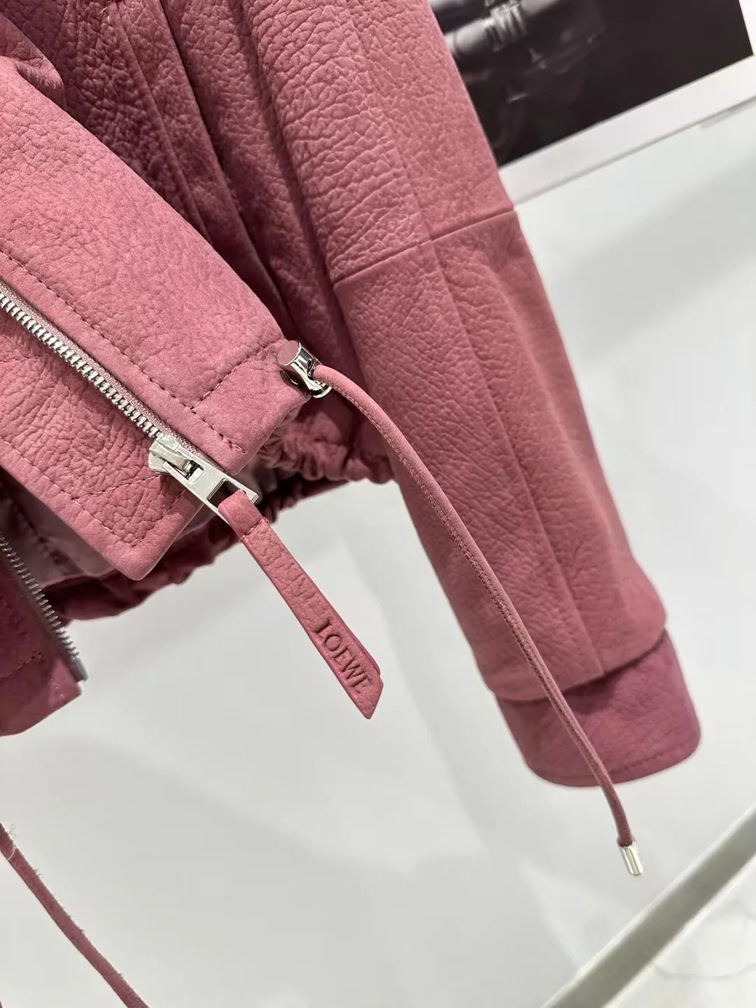 Кожаные Куртки И Дублёнки Женские Loewe 11429007