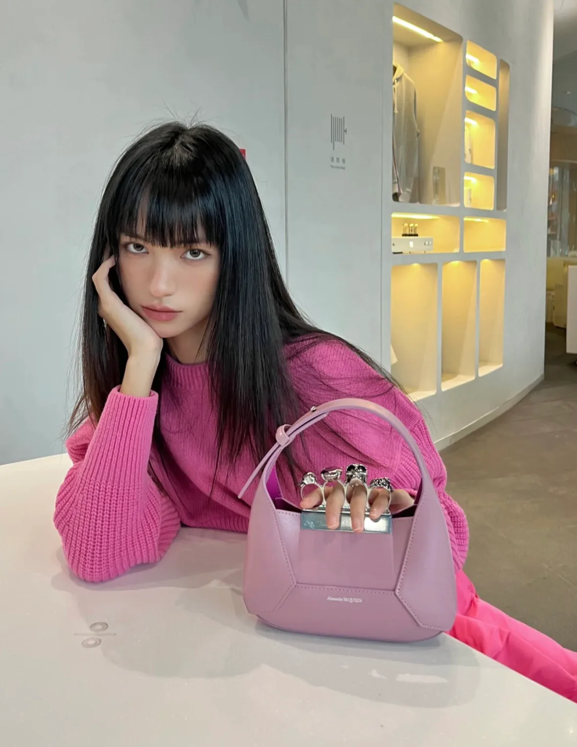 Классические Сумки Женские Alexander Mcqueen 11472538