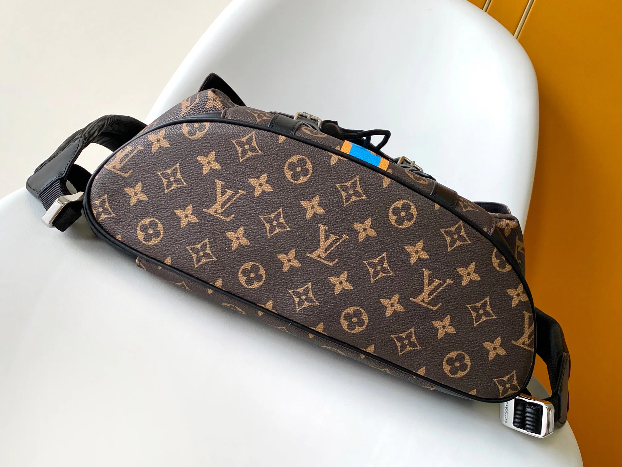 Рюкзаки Женские Louis Vuitton 13435259