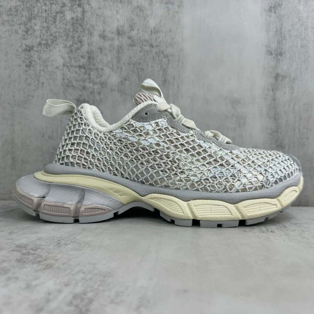 Кроссовки Женские Balenciaga 11705473