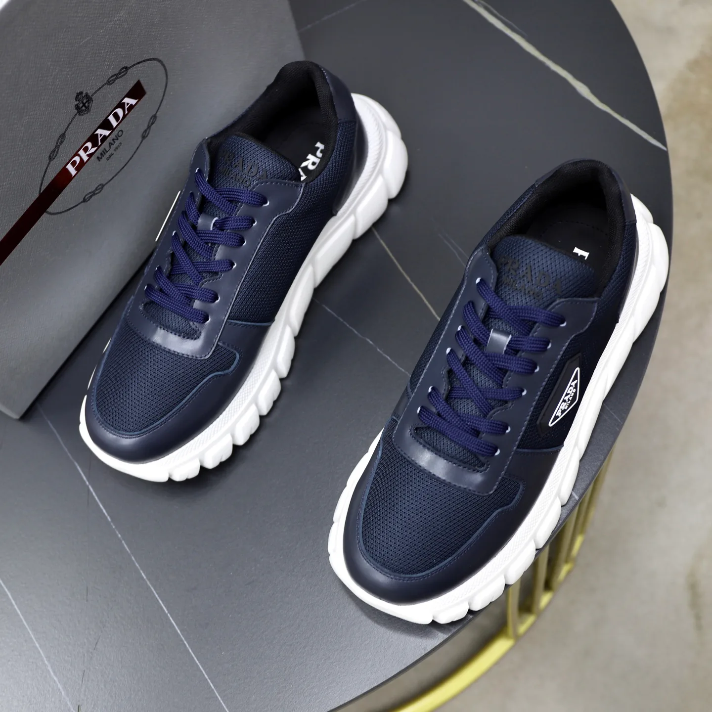 Кроссовки Мужские Prada 11490419