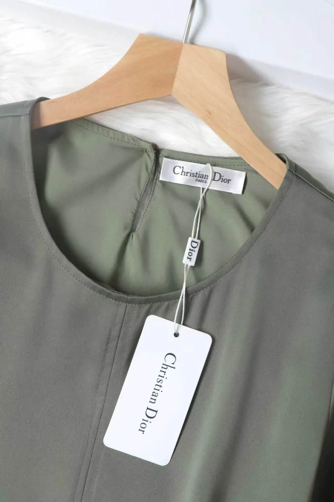 Платья Женские Christian Dior 17420372