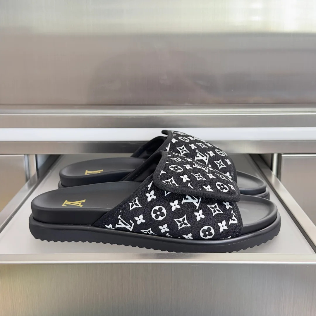 Сандалии Мужские Louis Vuitton 11852552