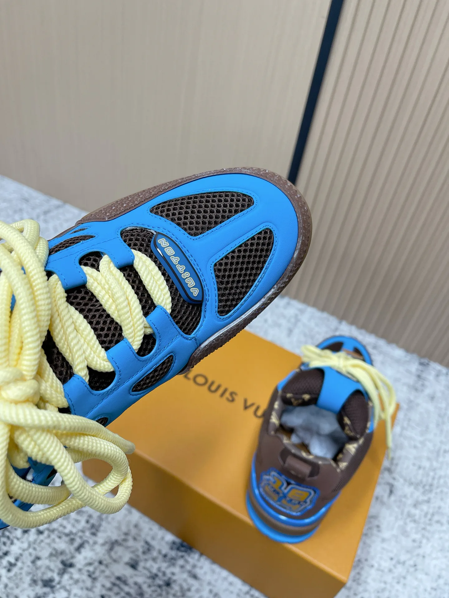 Кроссовки Женские Louis Vuitton 997531