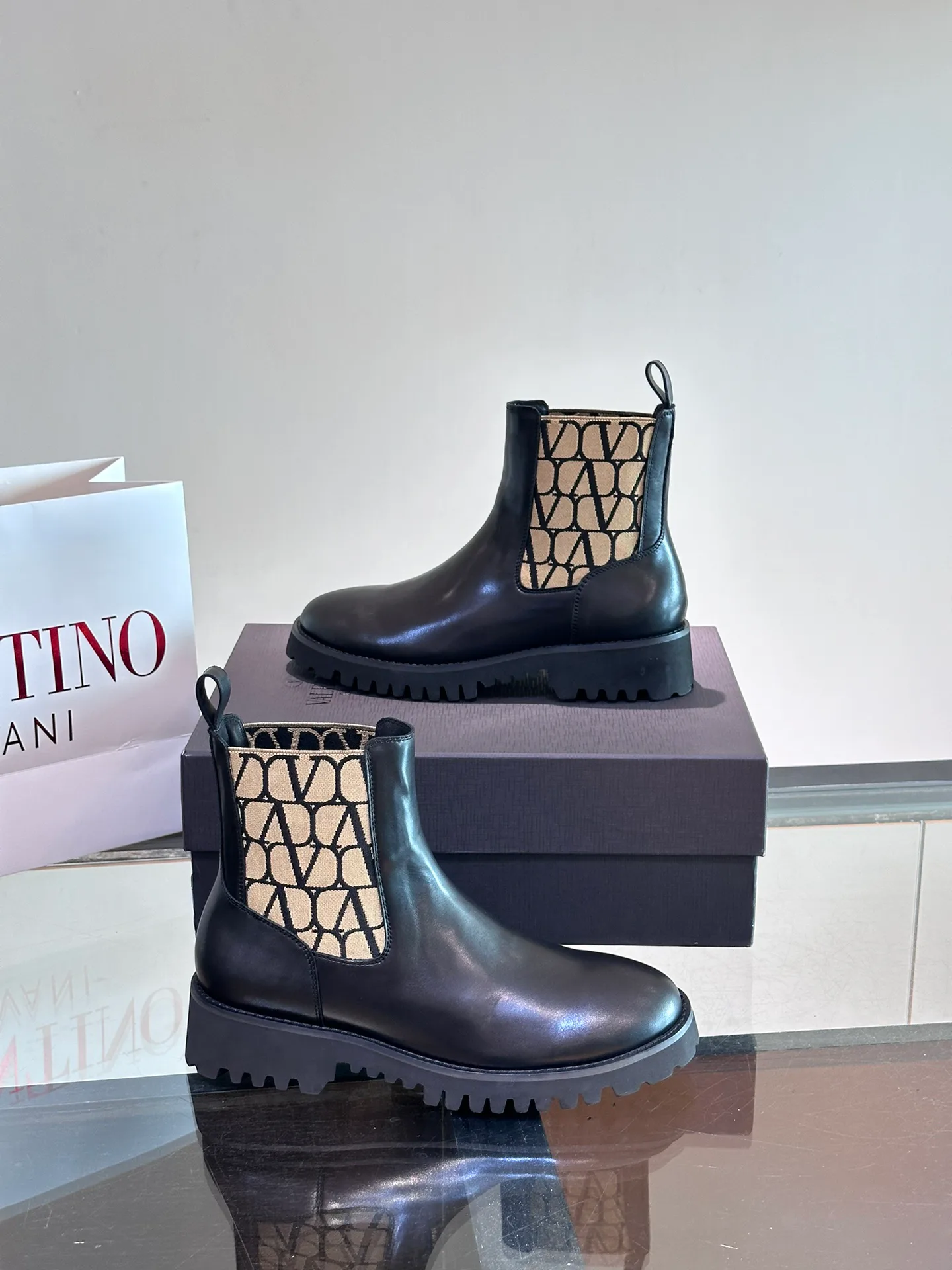 Ботинки Мужские Valentino 12917650