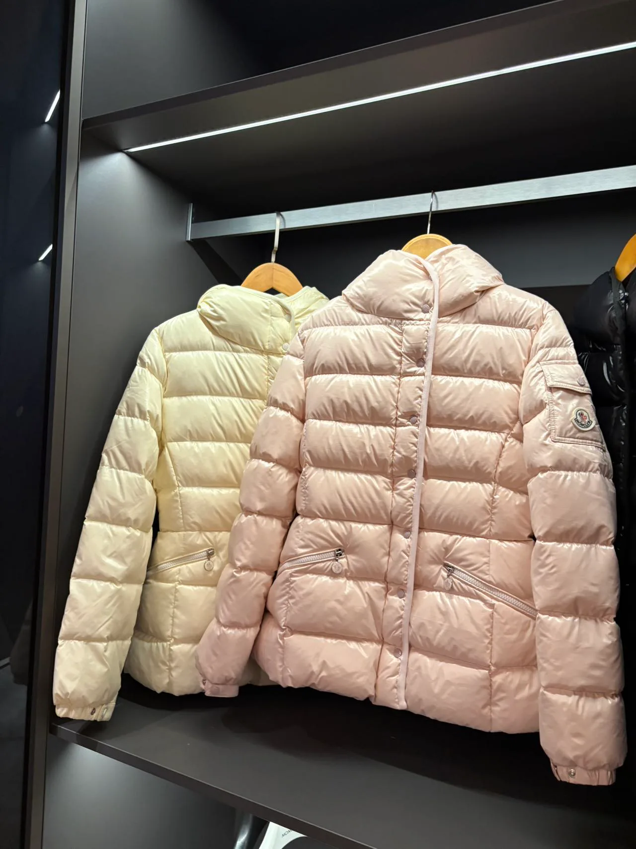 Куртки И Пуховики Мужские Moncler 17457983