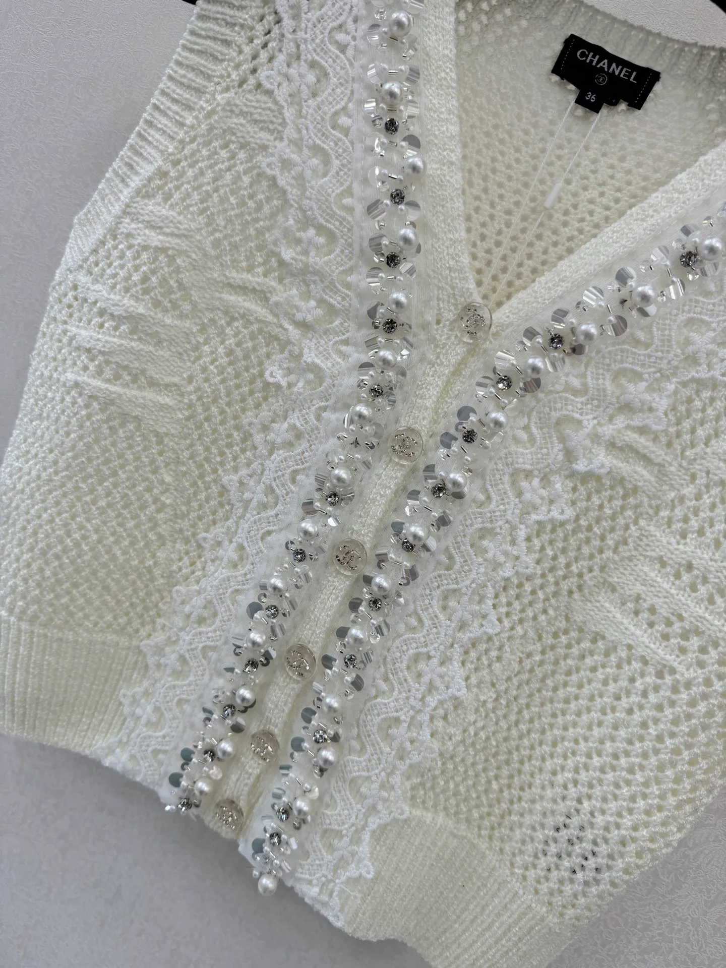 Жилеты Женские Chanel 11642050