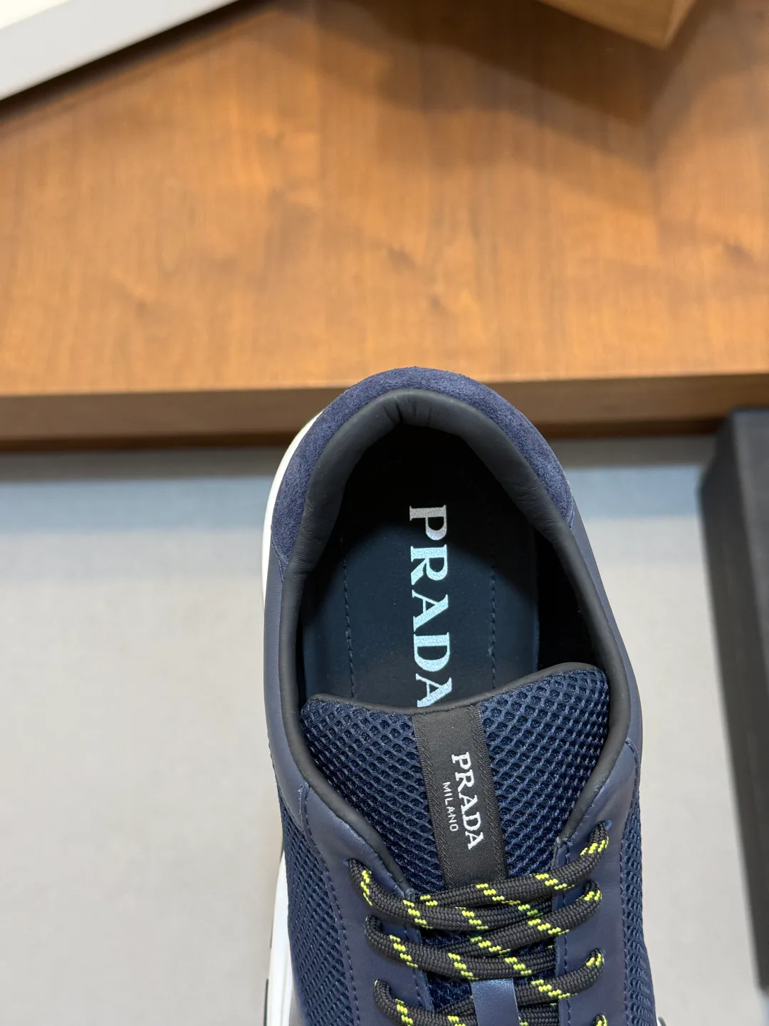 Кроссовки Женские Prada 18078879
