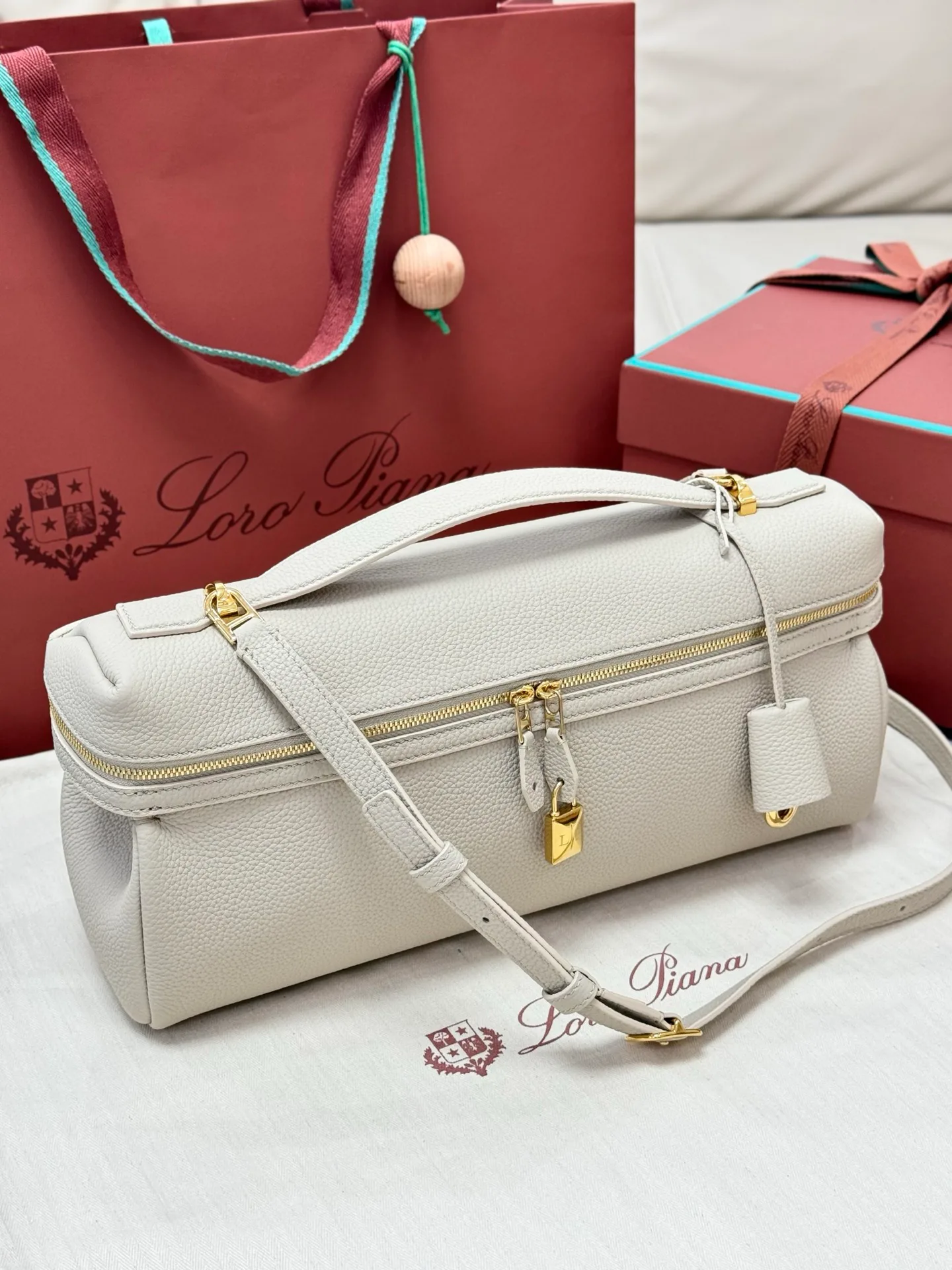 Классические Сумки Женские Loro Piana 11472666