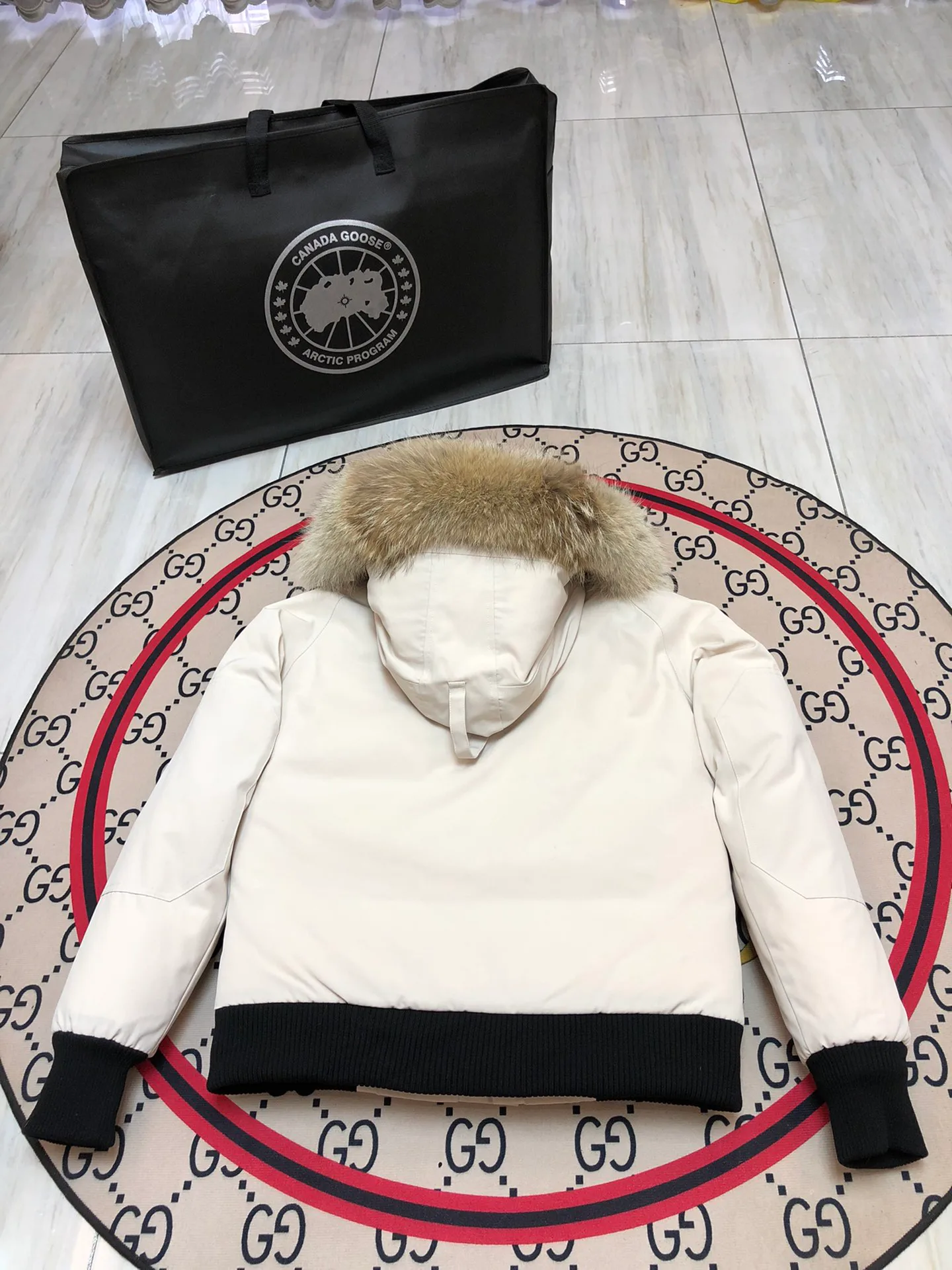Куртки И Пуховики Женские Canada Goose 3153882