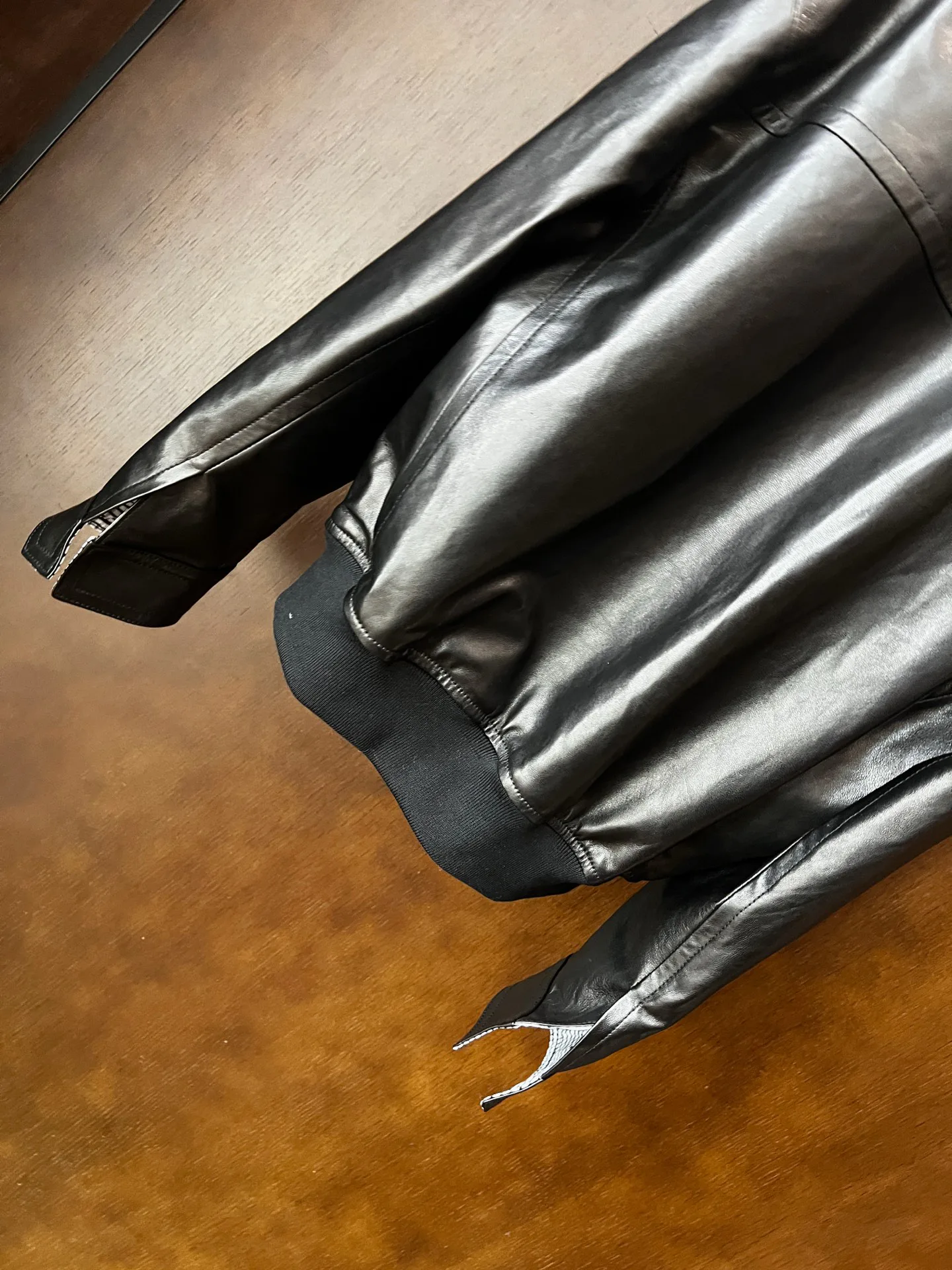 Кожаные Куртки И Дублёнки Женские Bottega Veneta 9101651