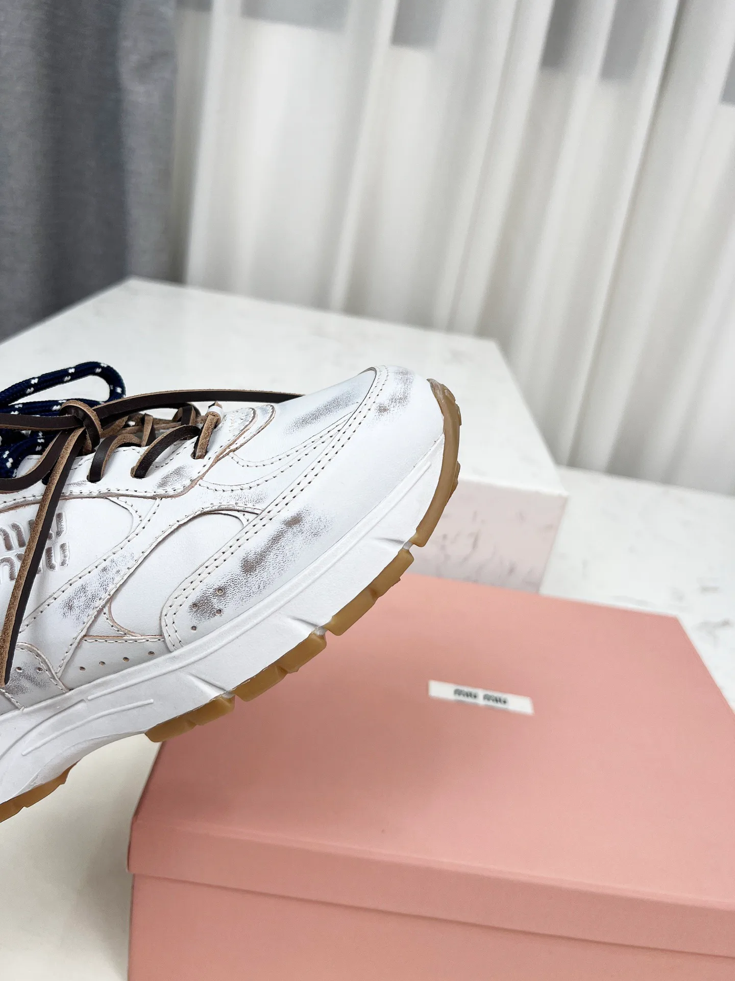Кроссовки Женские Miu Miu 12799596