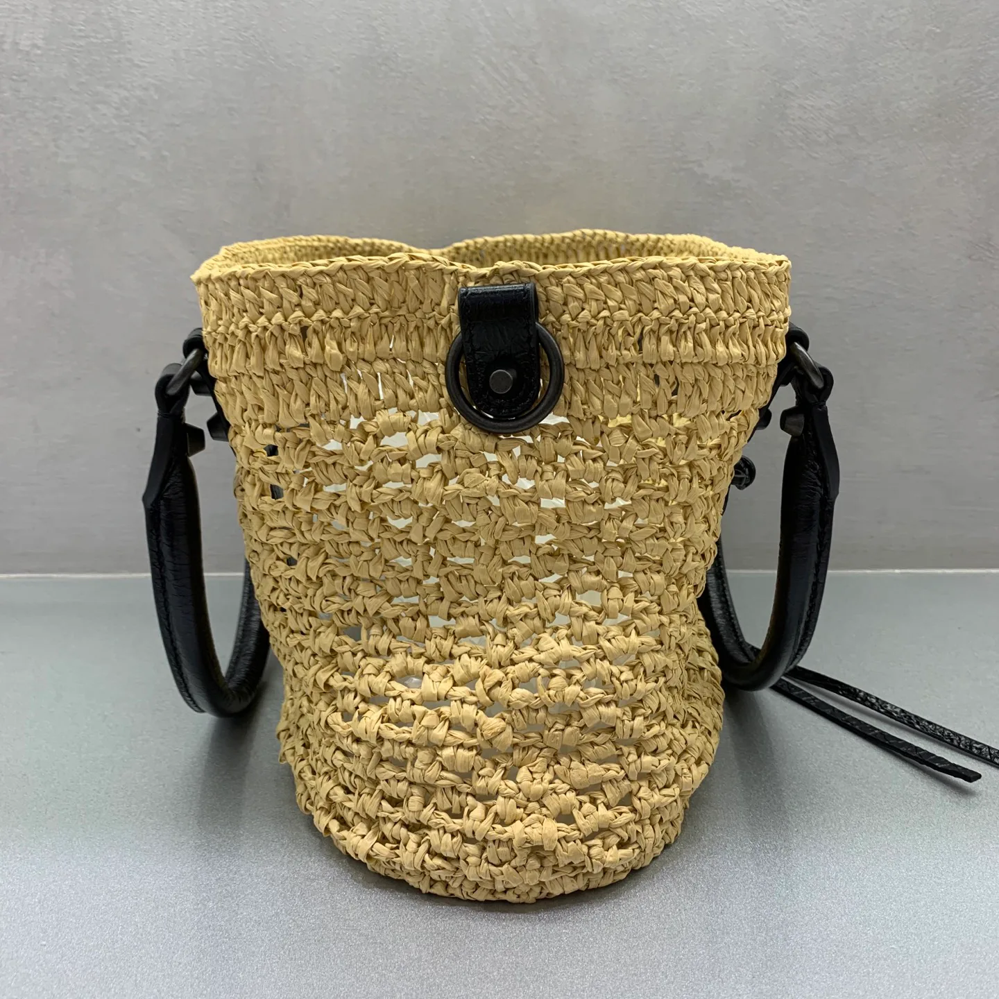 Классические Сумки Женские Balenciaga 18136270