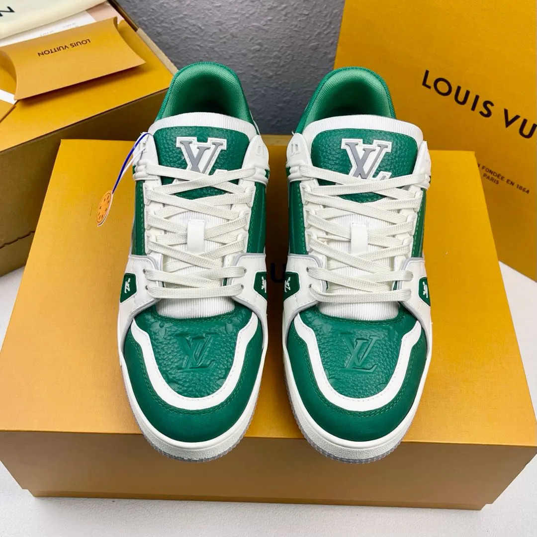 Кроссовки Женские Louis Vuitton 2679347