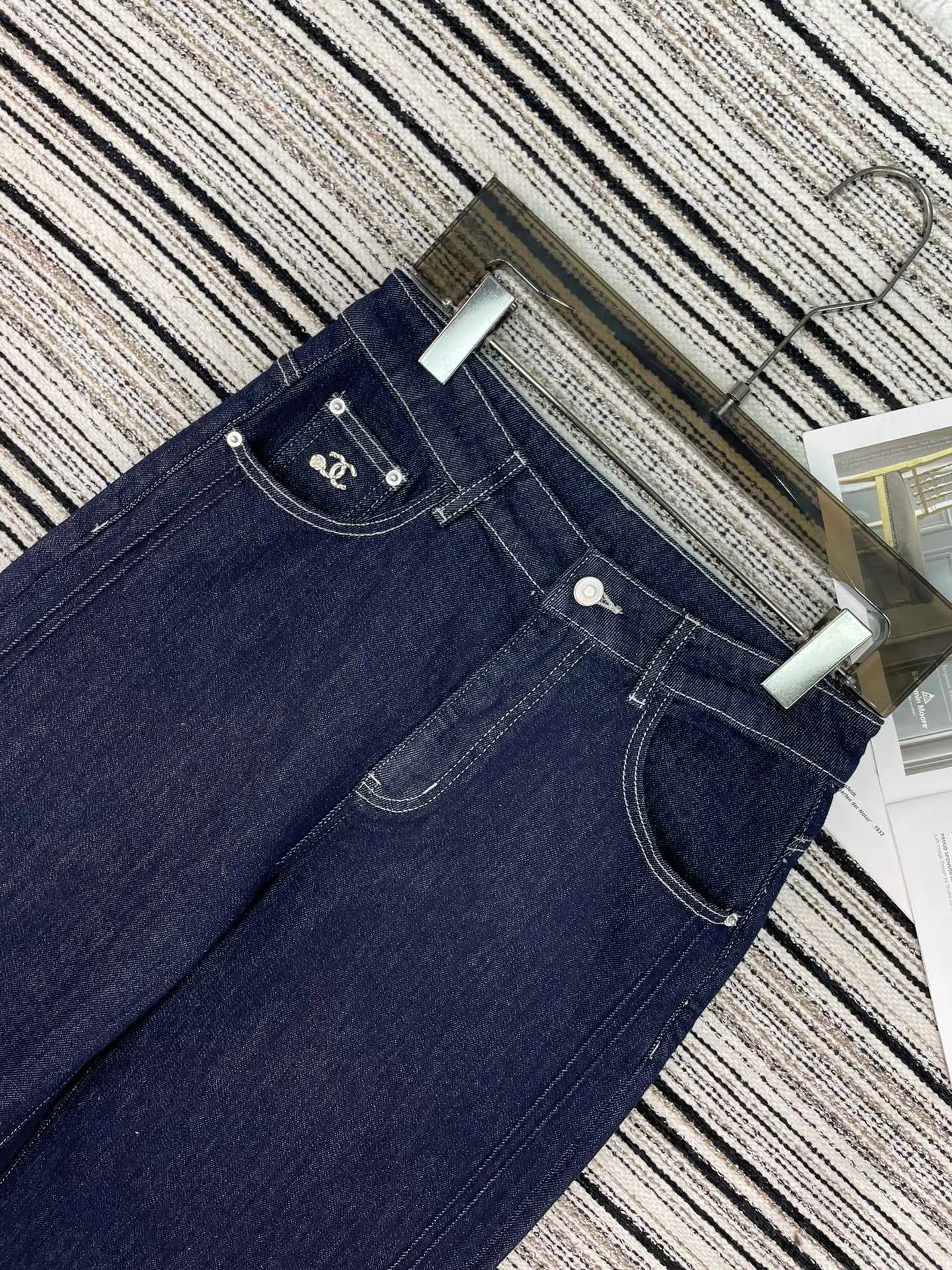 Джинсы Женские Chanel 11429352