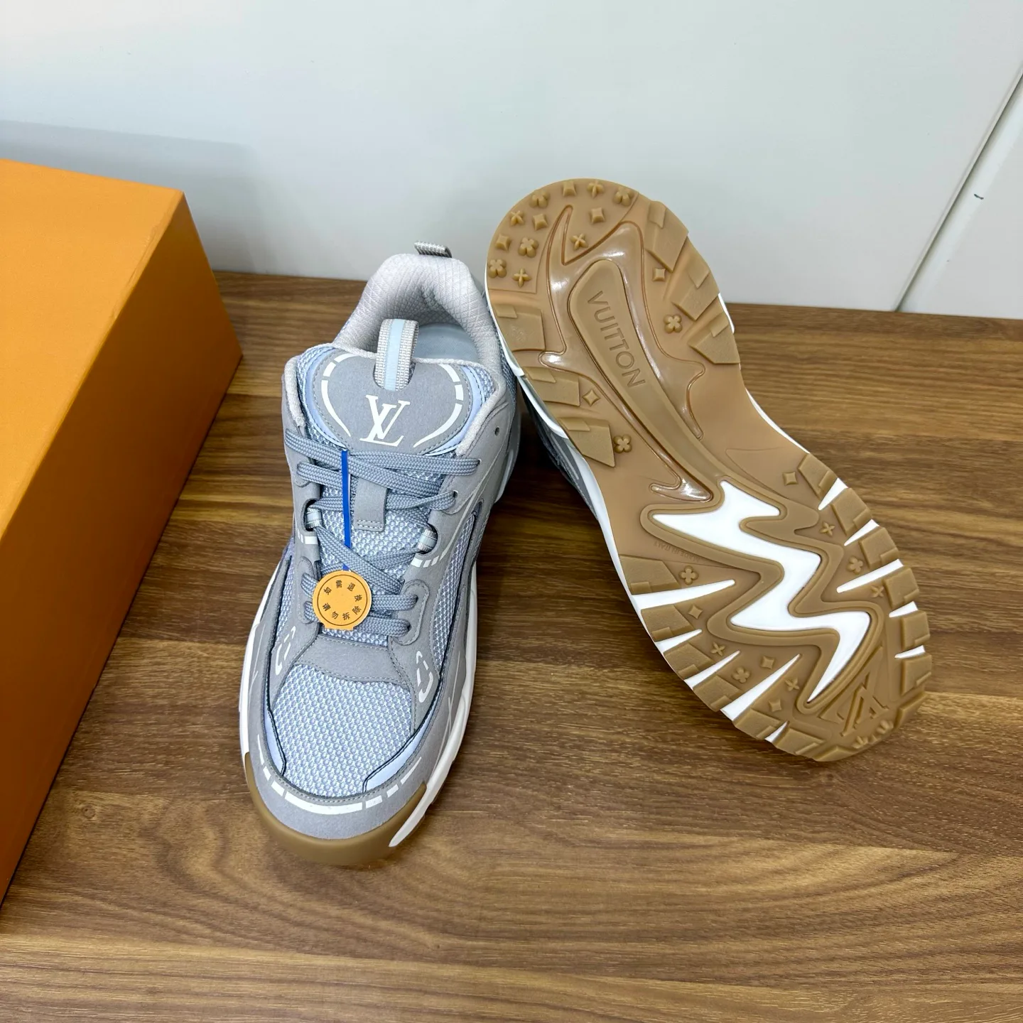 Кроссовки Мужские Louis Vuitton 17477026