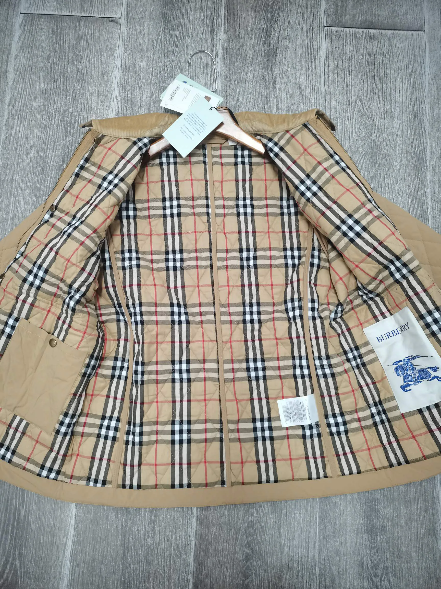 Куртки И Пуховики Женские Burberry 17998528