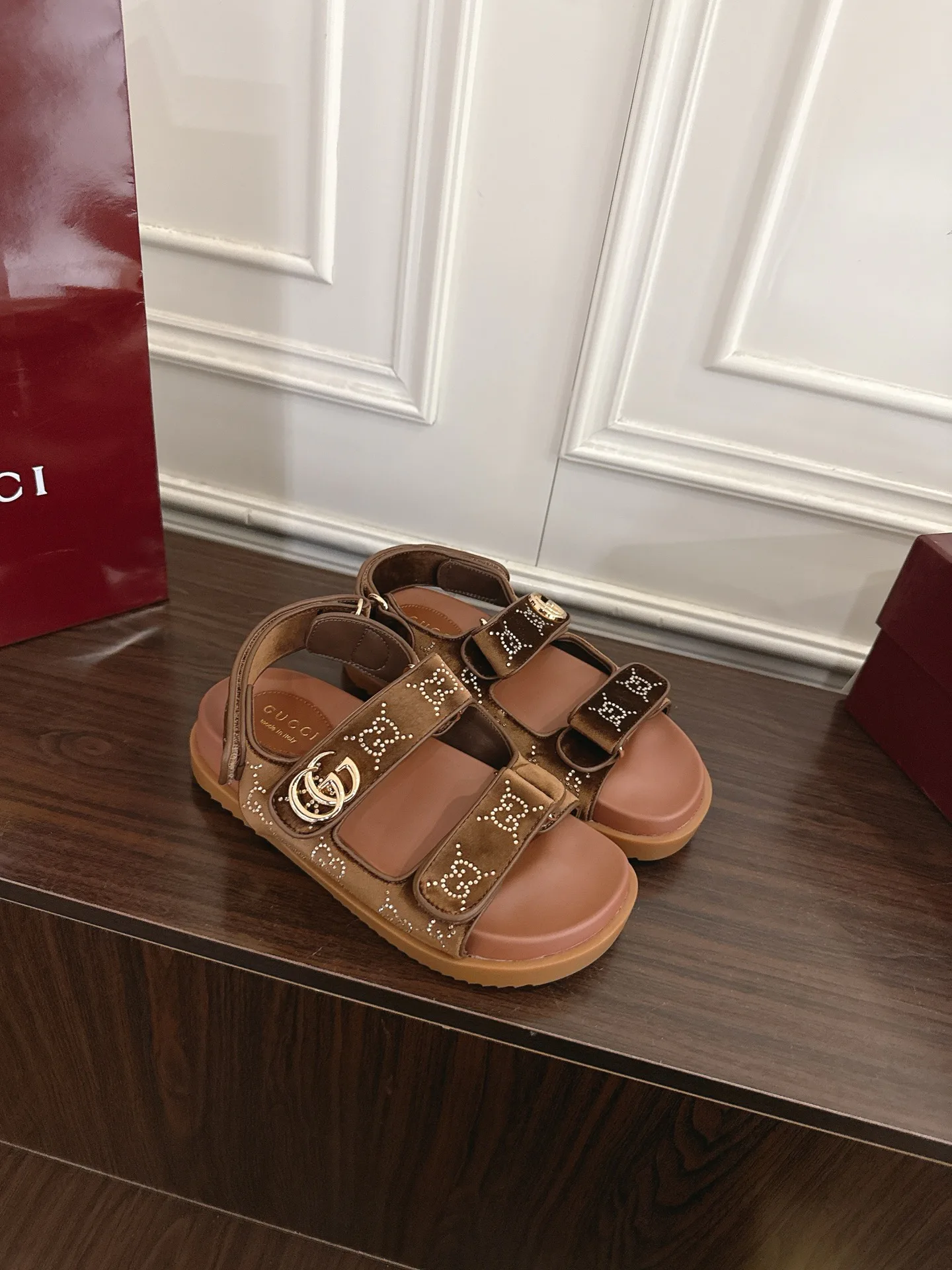 Сандалии Женские Gucci 13540609