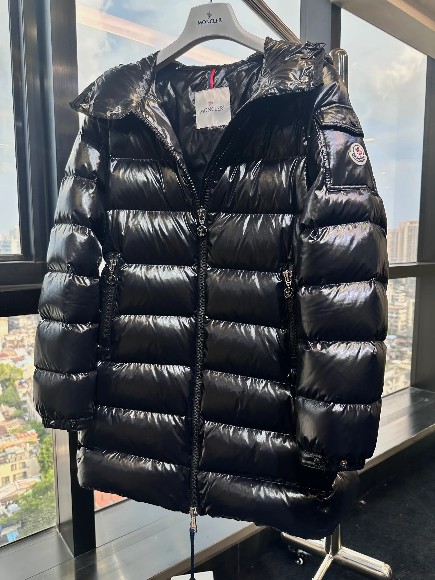 Куртки И Пуховики Женские Moncler 18508601