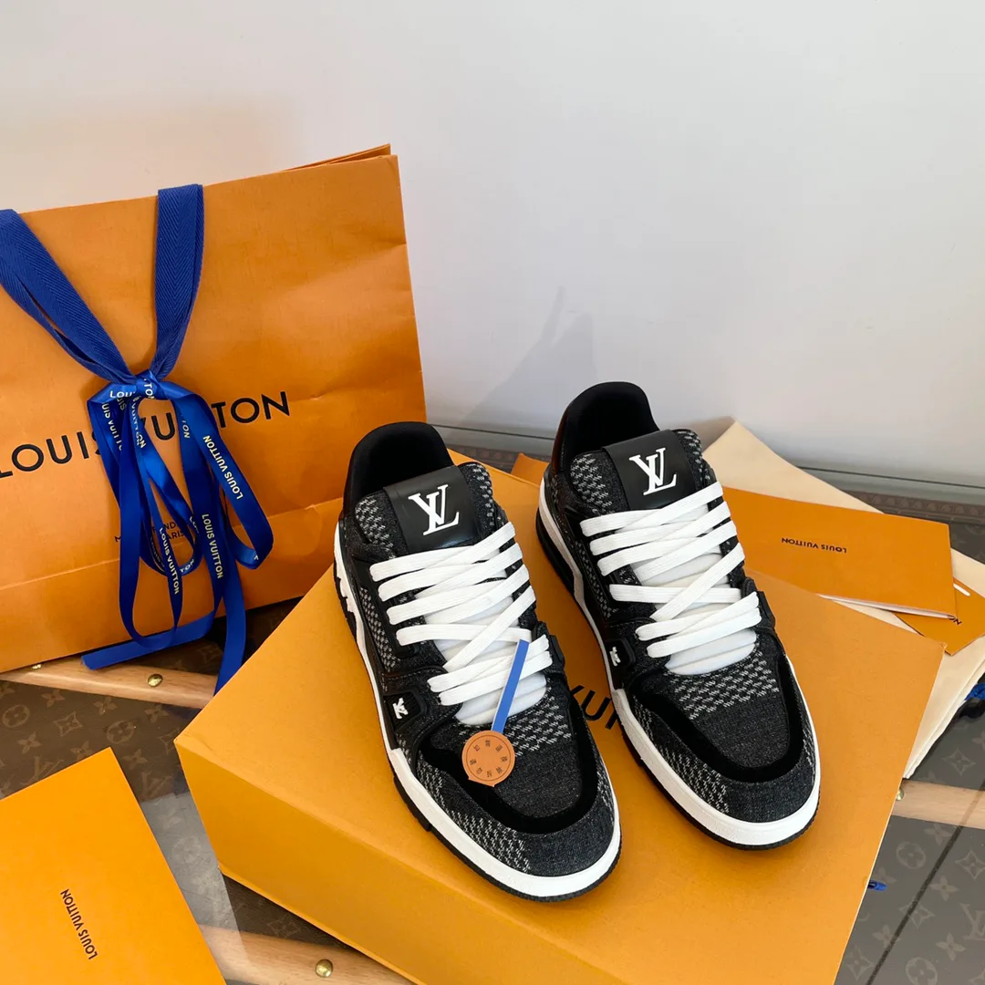 Кроссовки Женские Louis Vuitton 3483470